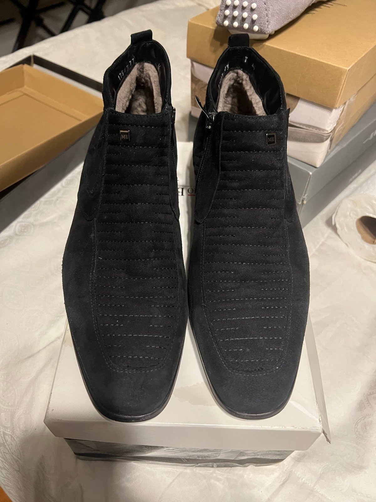 Mario Bruni 17543 Camoscio Nero Metano