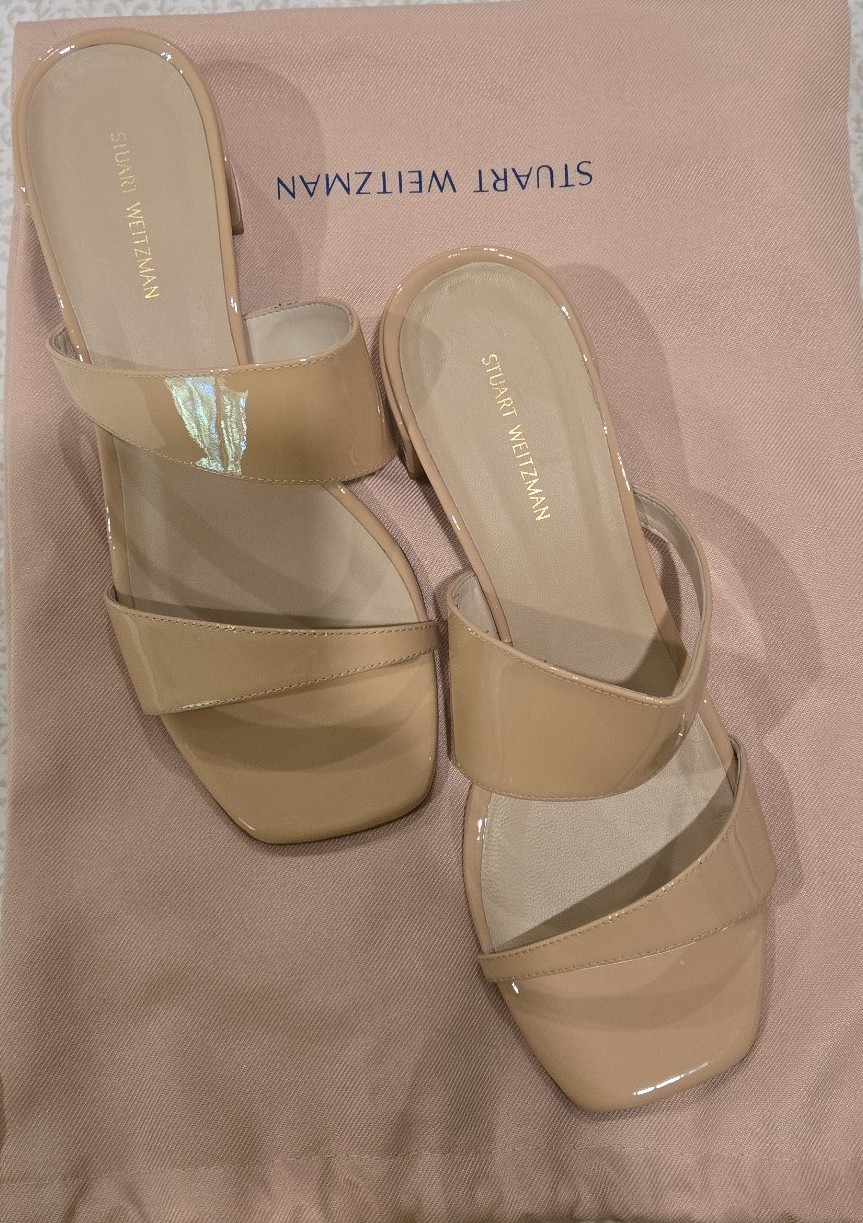 Brand new Stuart Weitzman Sandals in size 7