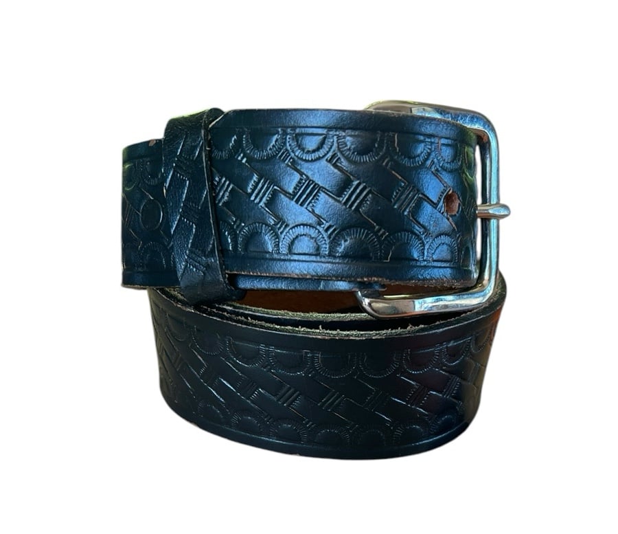 Blumenthal 32 Wide Black Genuine Bridle Leather Western Style Belt Unisex Casual