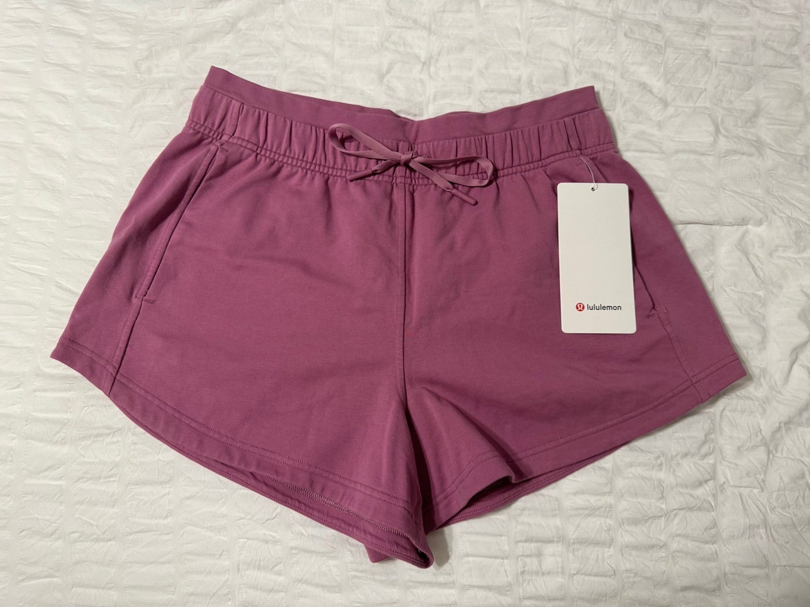 Lululemon inner glow high rise shorts