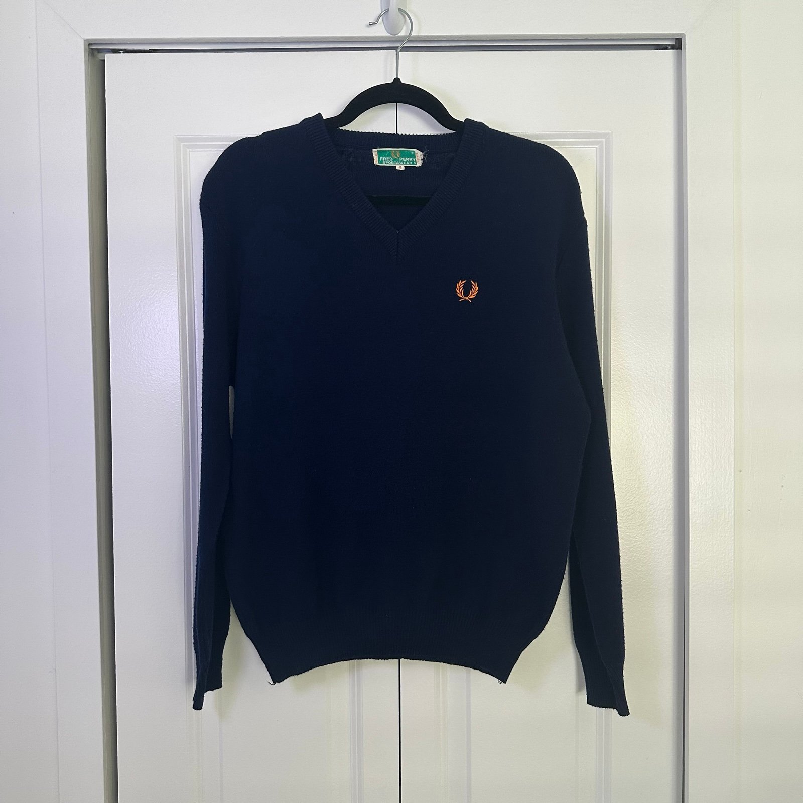 Vintage Men’s Fred Perry V-Neck Sweater Size 5