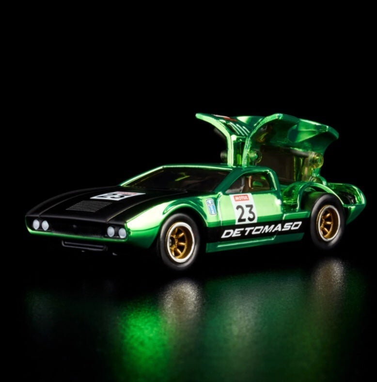 Collectors RLC Exclusive 1971 De Tomaso Mangusta