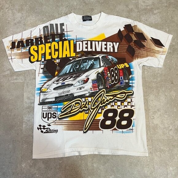 Vintage Chase Authentics Dale Jarrett AOP UPS Racing Tee Size Medium