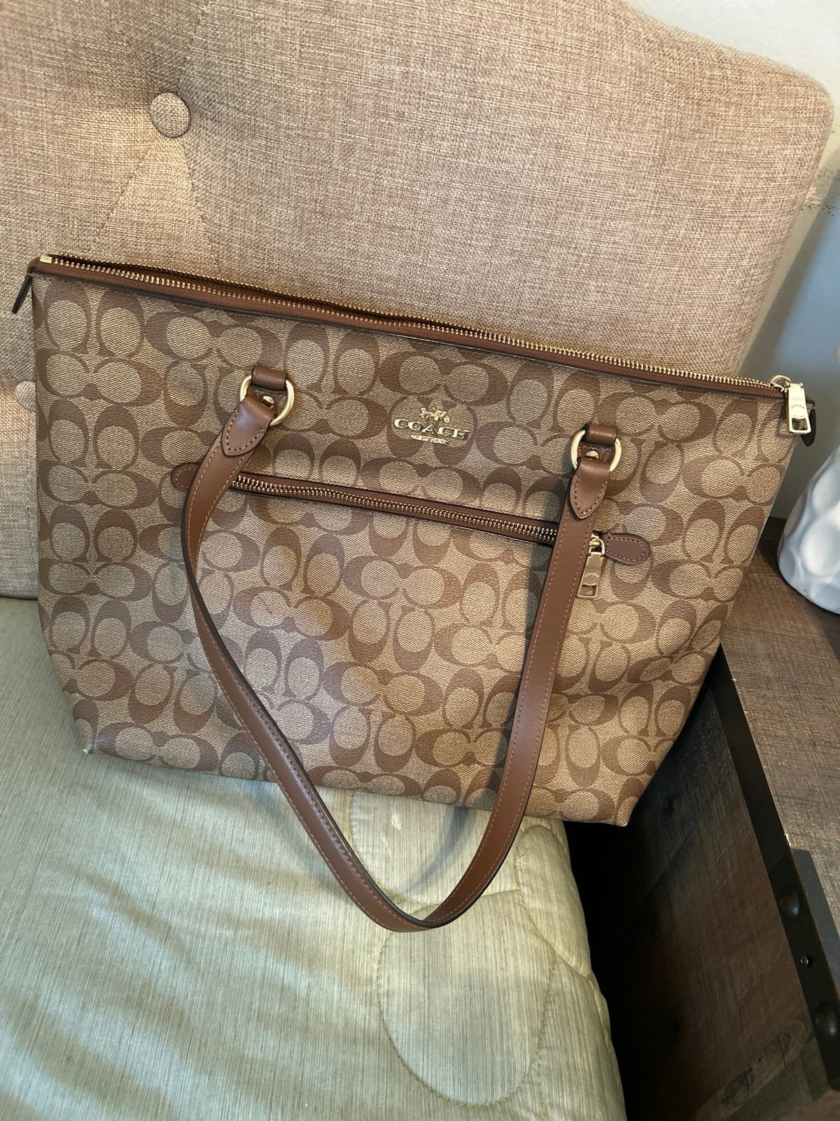 Coach tote