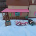 Calico Critters Li'l Woodzeez Honeysuckle Hillside Cottage House +Figurines