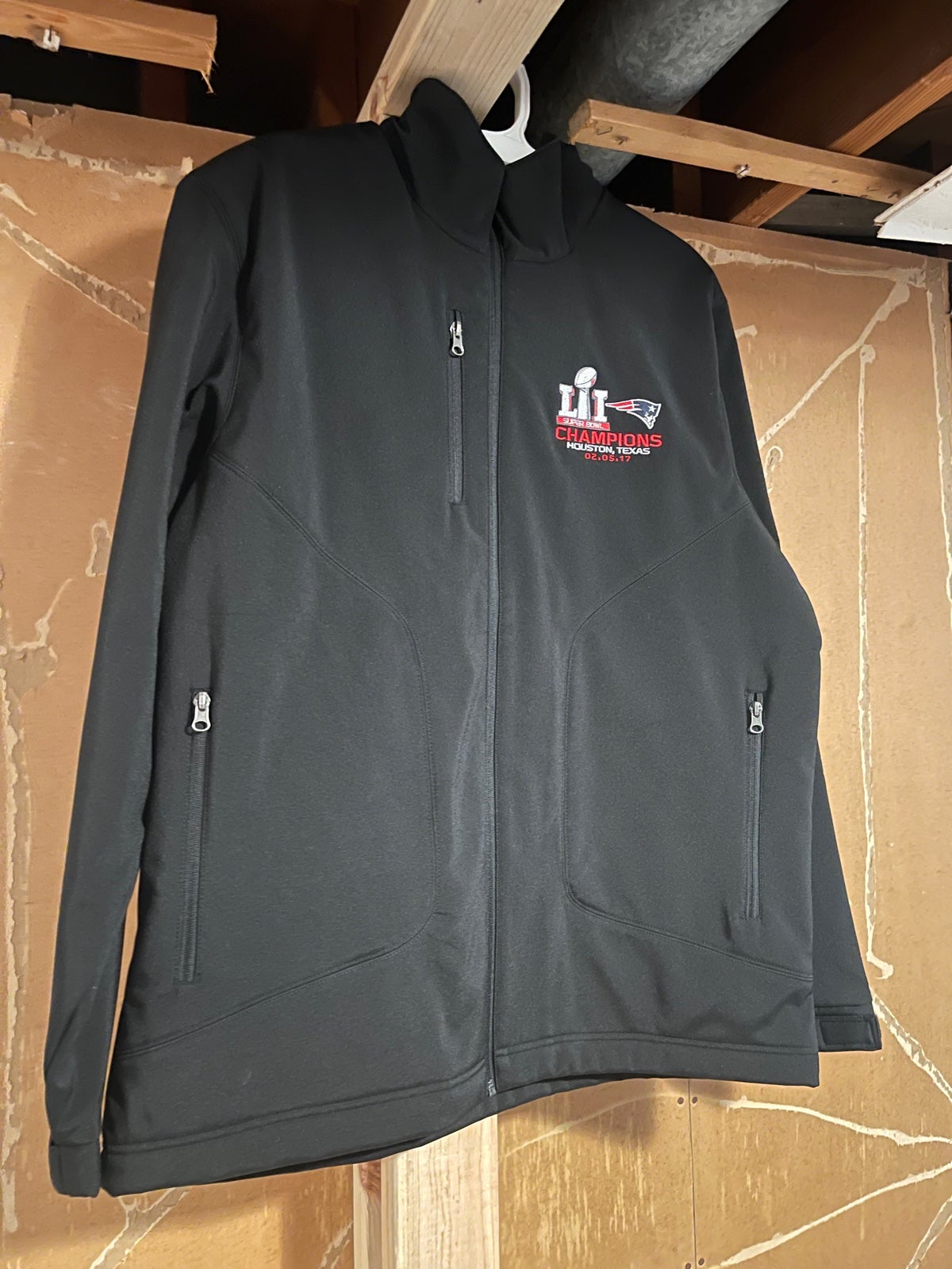 NFL Super Bowl LI Champion Jacket New England Patriots NWT Sz Large