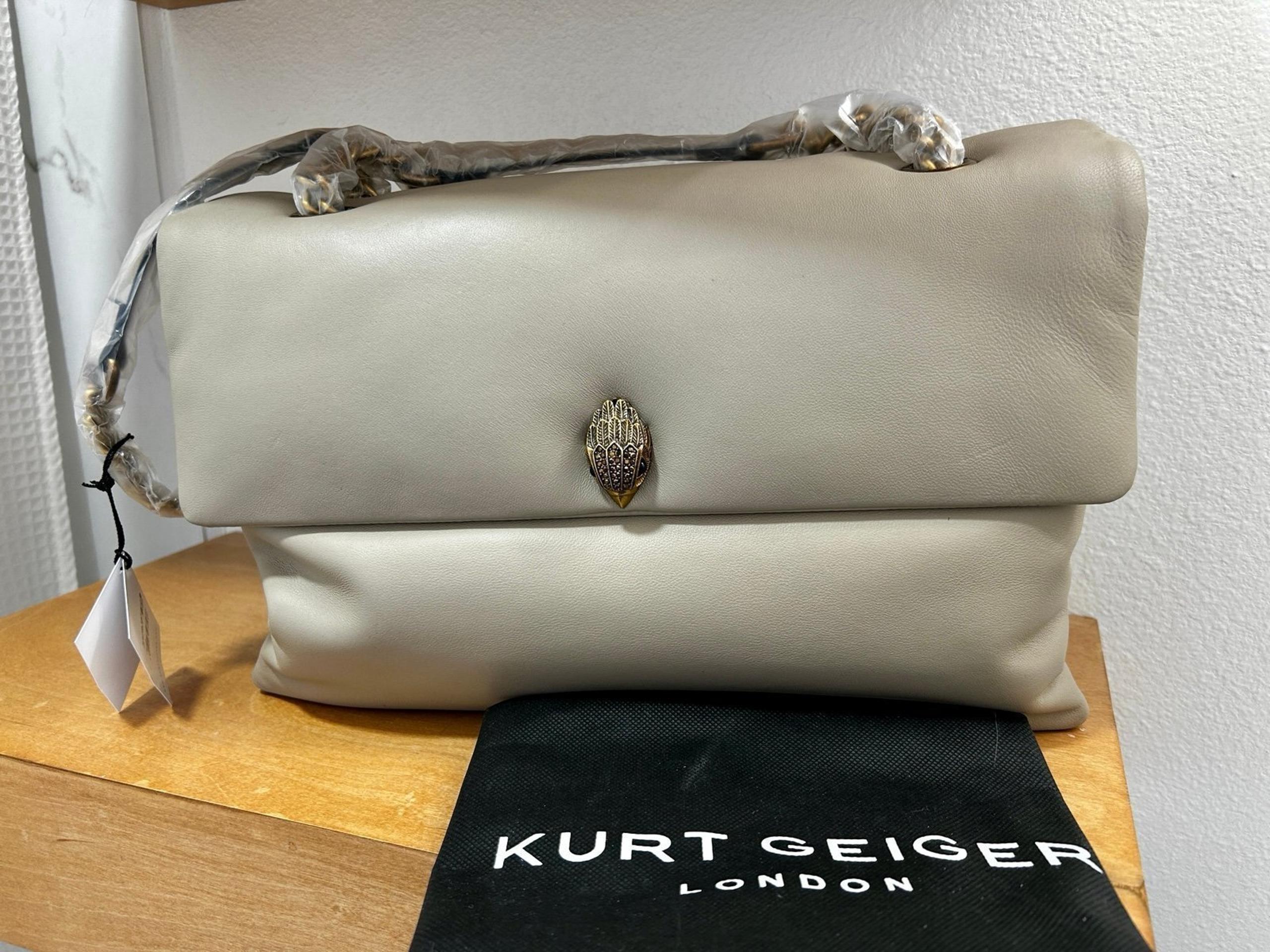 Kurt Geiger Shoulder Bag Kew XXL. Beige. NWT.

Buttery soft leather boosts the l