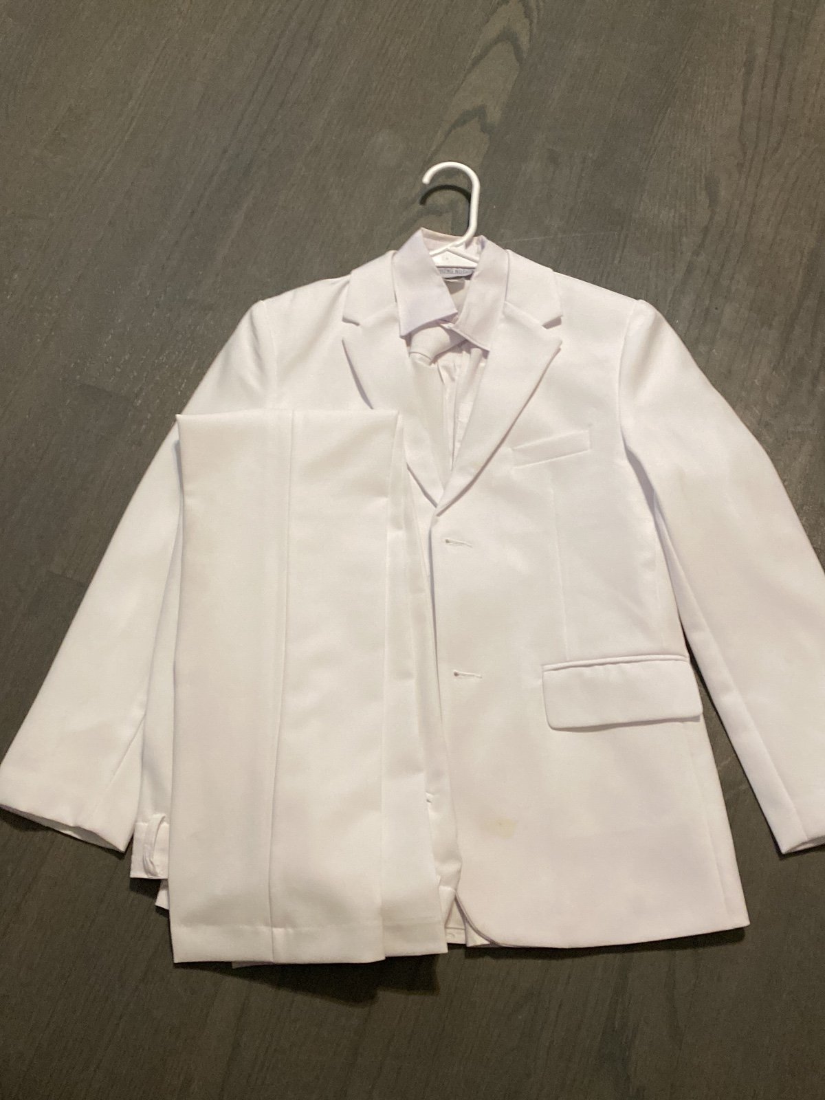 White 5 piece suit