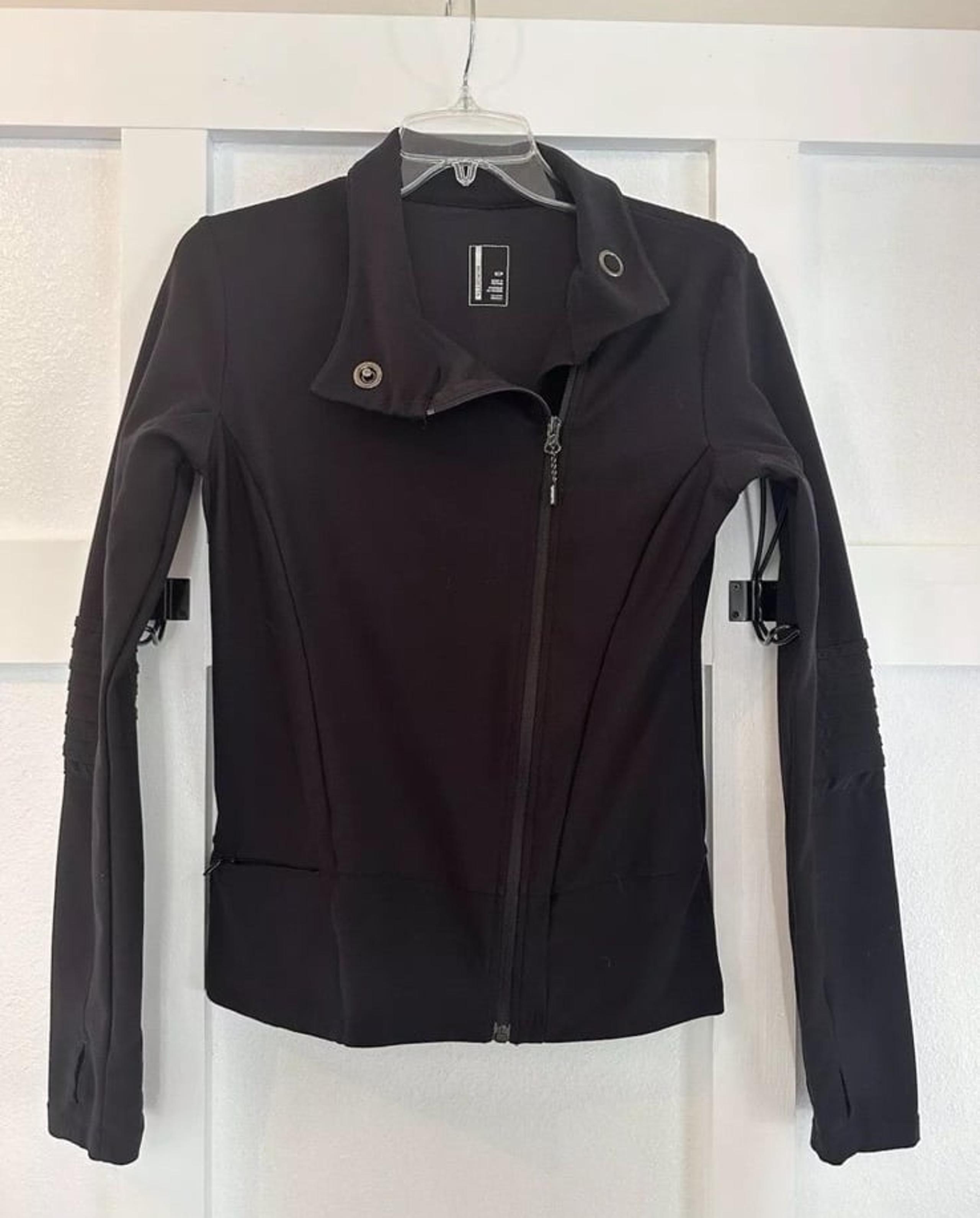 Mondetta Women's Yoga Activewear Jacket Small Thumbhole Full Zip Pockets