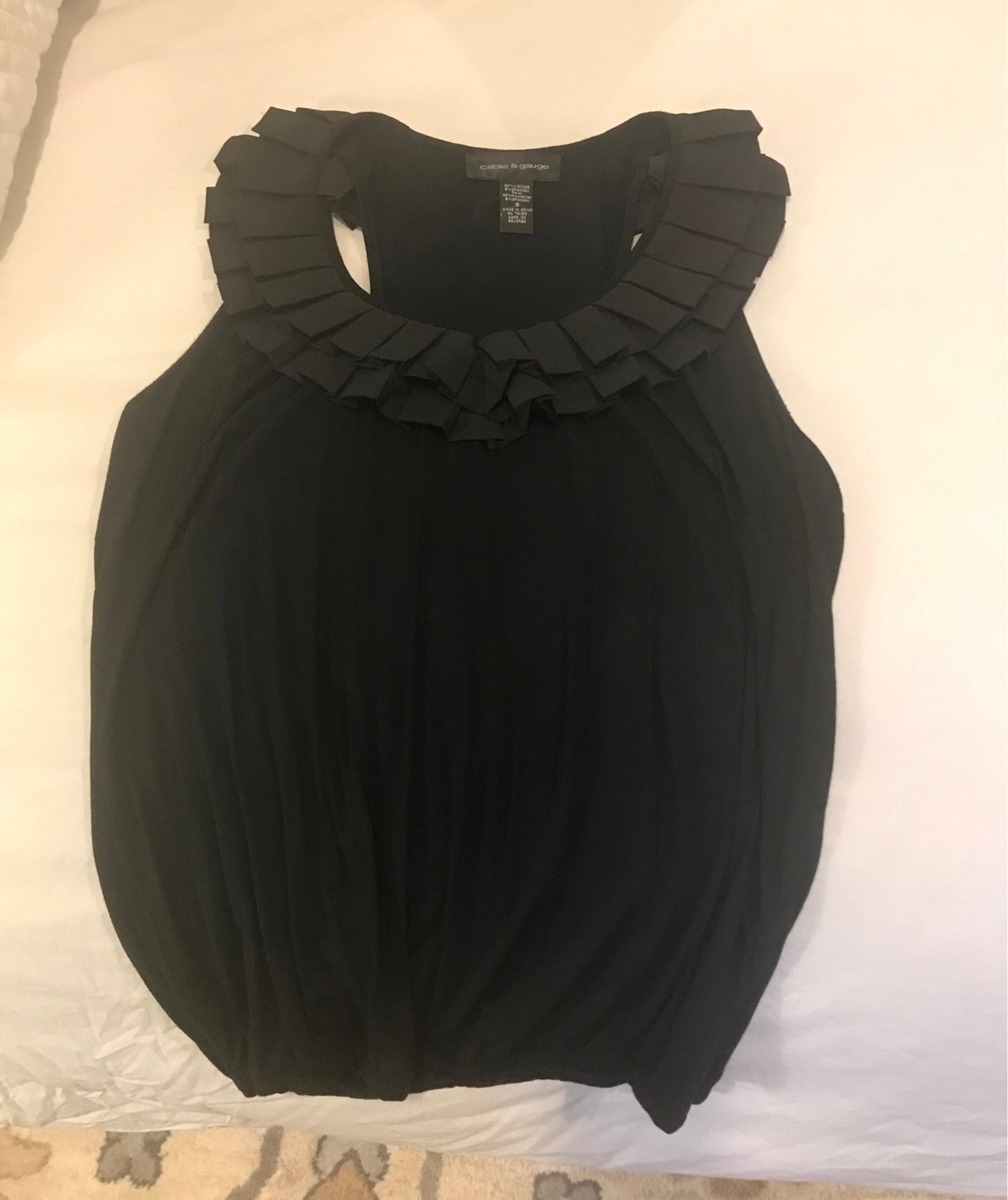 Cable & Gauge sleeveless knit top
