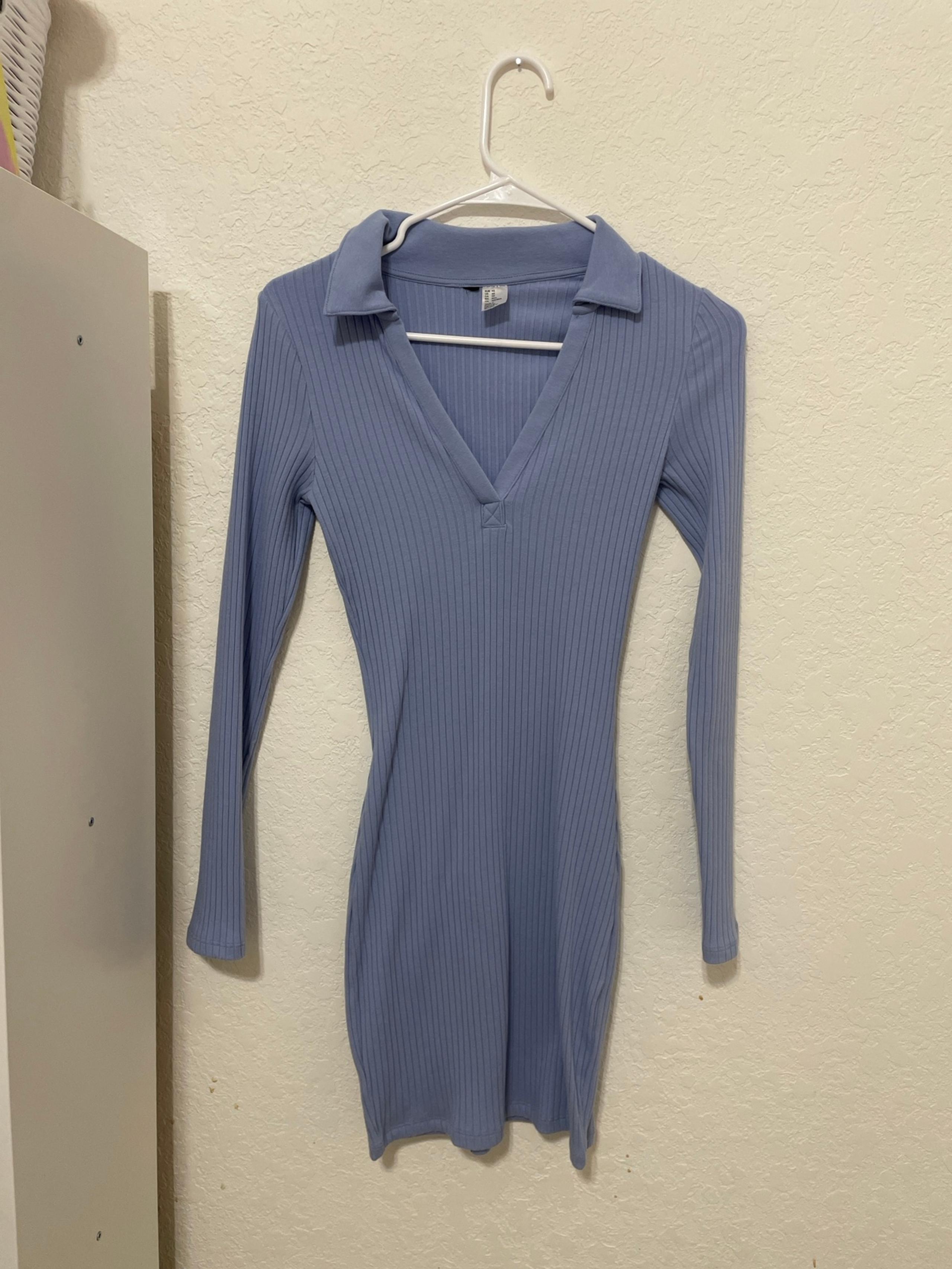 light blue ribbed longsleeve with plunge h&m dress size xs