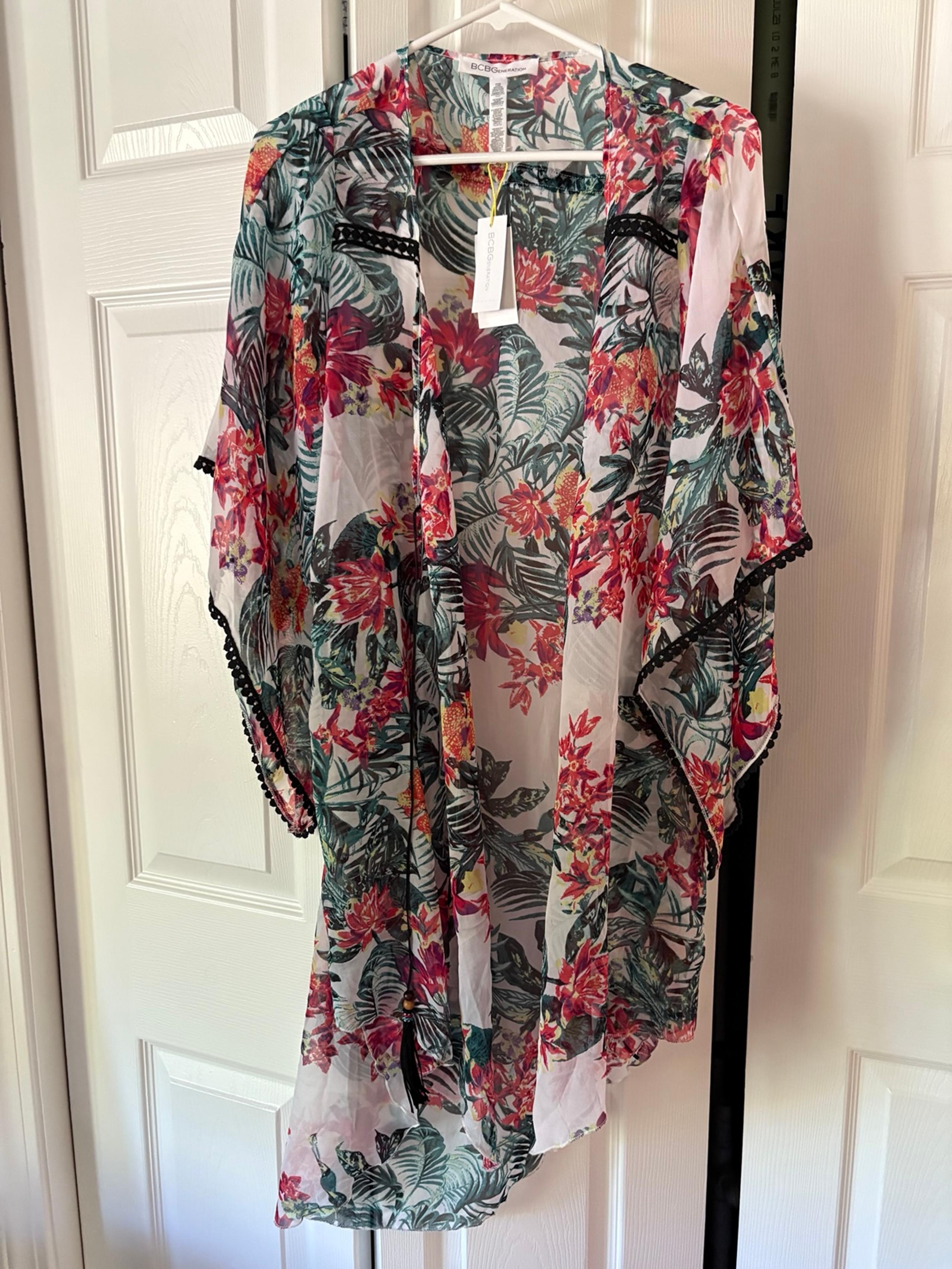 BCBGeneration floral coverup
