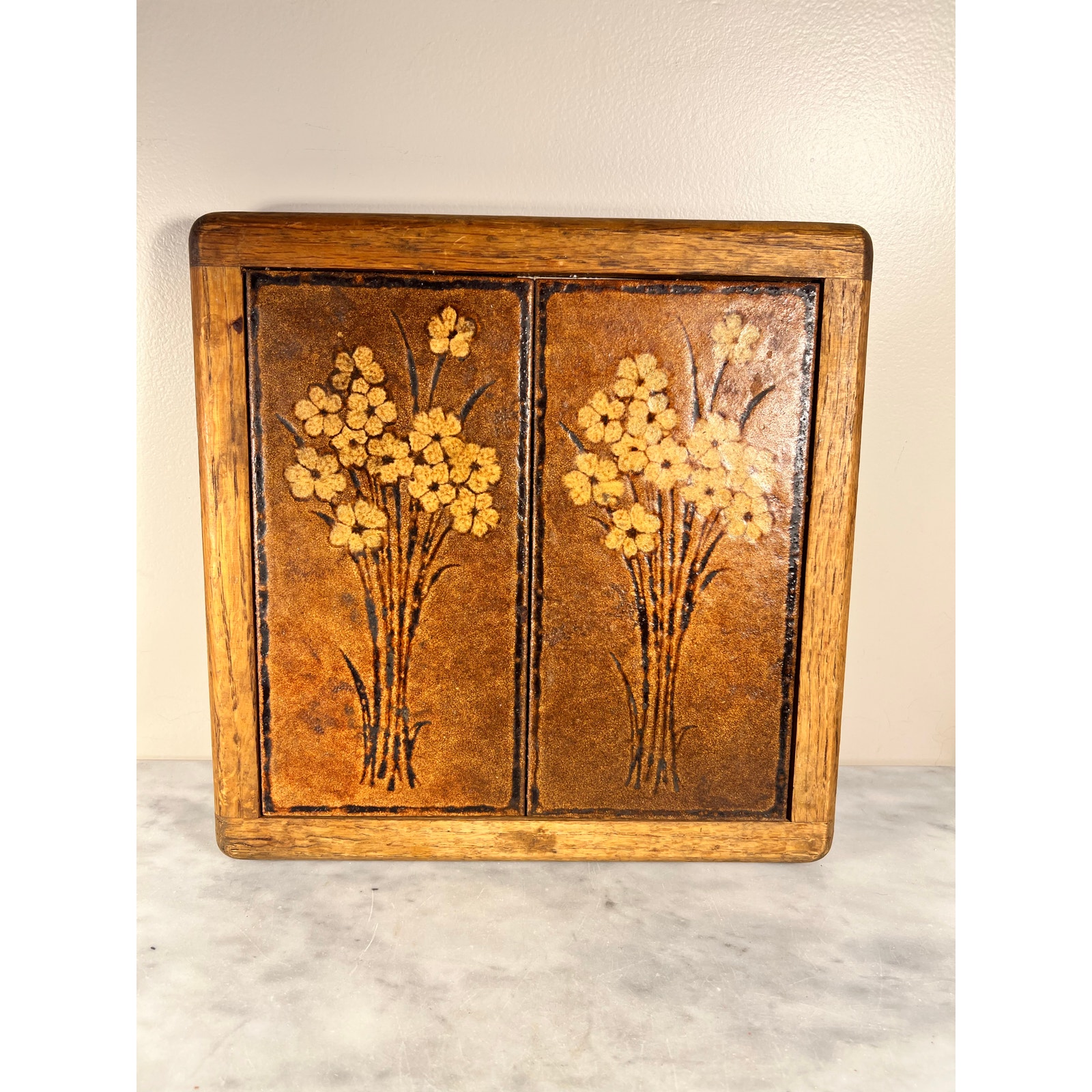 Retro Floral Tile Trivet