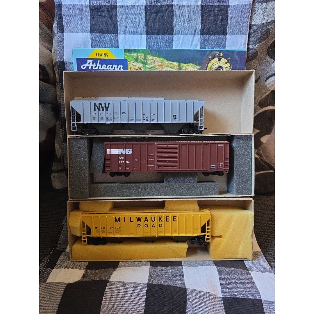 Lot Of 3 Althearn HO Train Car Lot Milwaukee Norfolk& Western READ READ