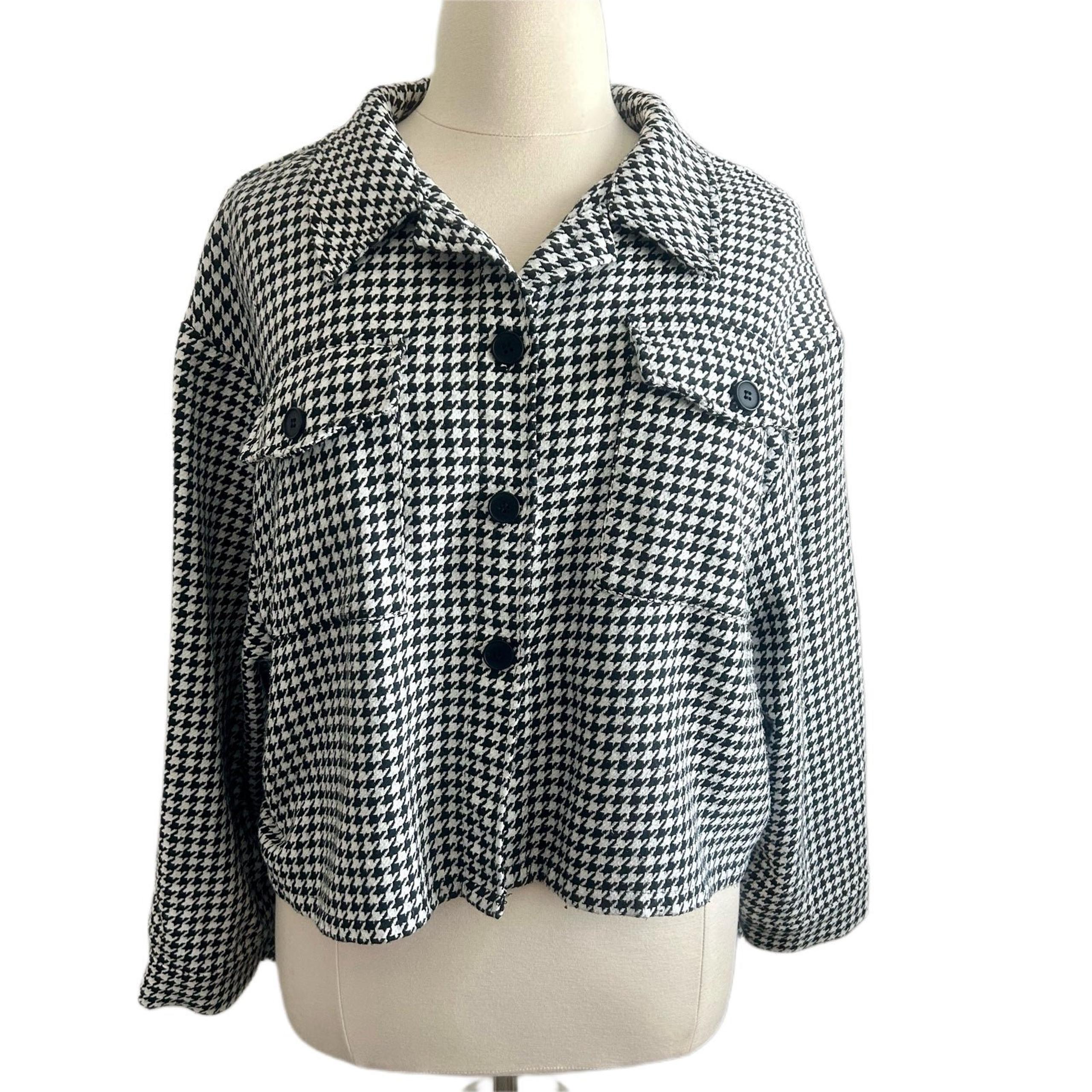 EUC Women’s Plus SHEIN Curve Checkered Blazer Jacket Top - Size 4XL