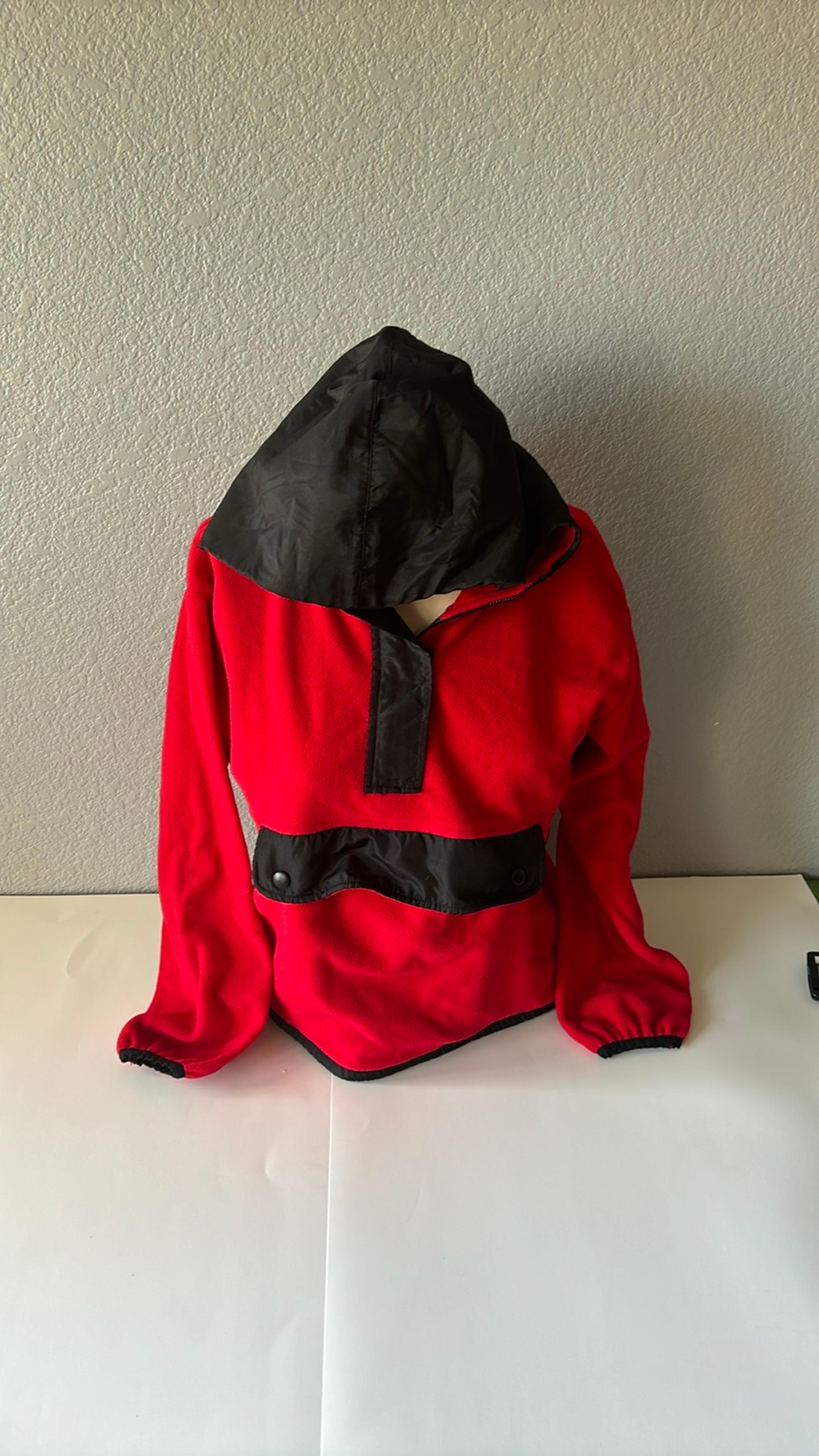 Forever 21 Women’s Black/Red Fleece Pullover Hoodie Small