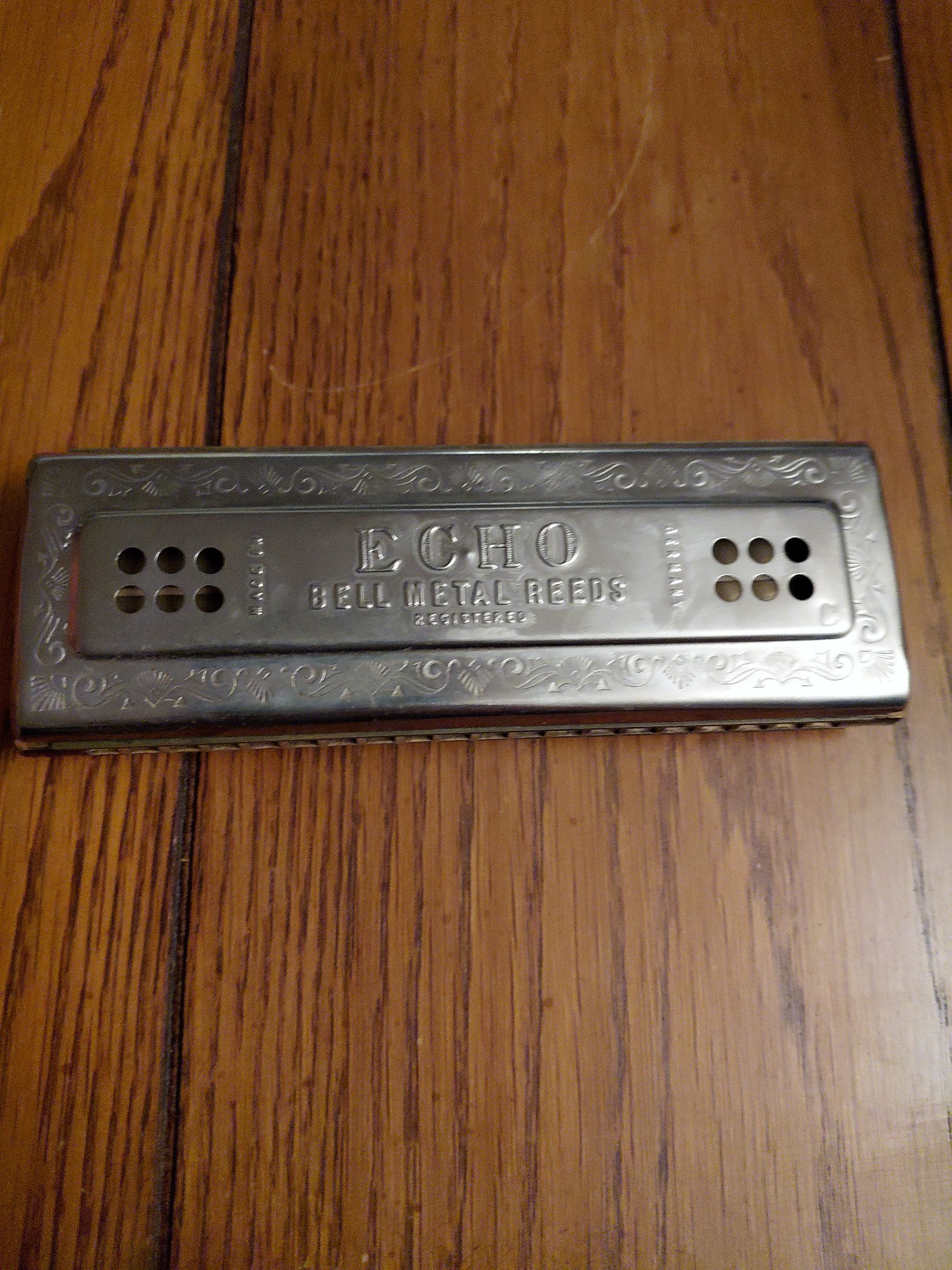 Rare Vintage German Harmonica M. Hohner ECHO GLOCKENREINE STIMMUNG Key of G