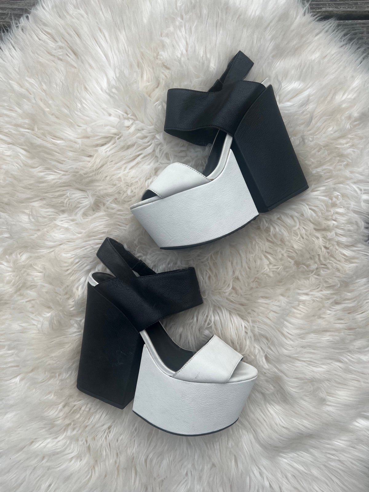 MATIKO Black white extreme platforms sandals heel Y2K