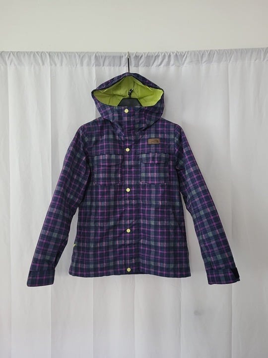 The North Face Women’s Insulated Ski Jacket XS in Purple plaid/Yellow