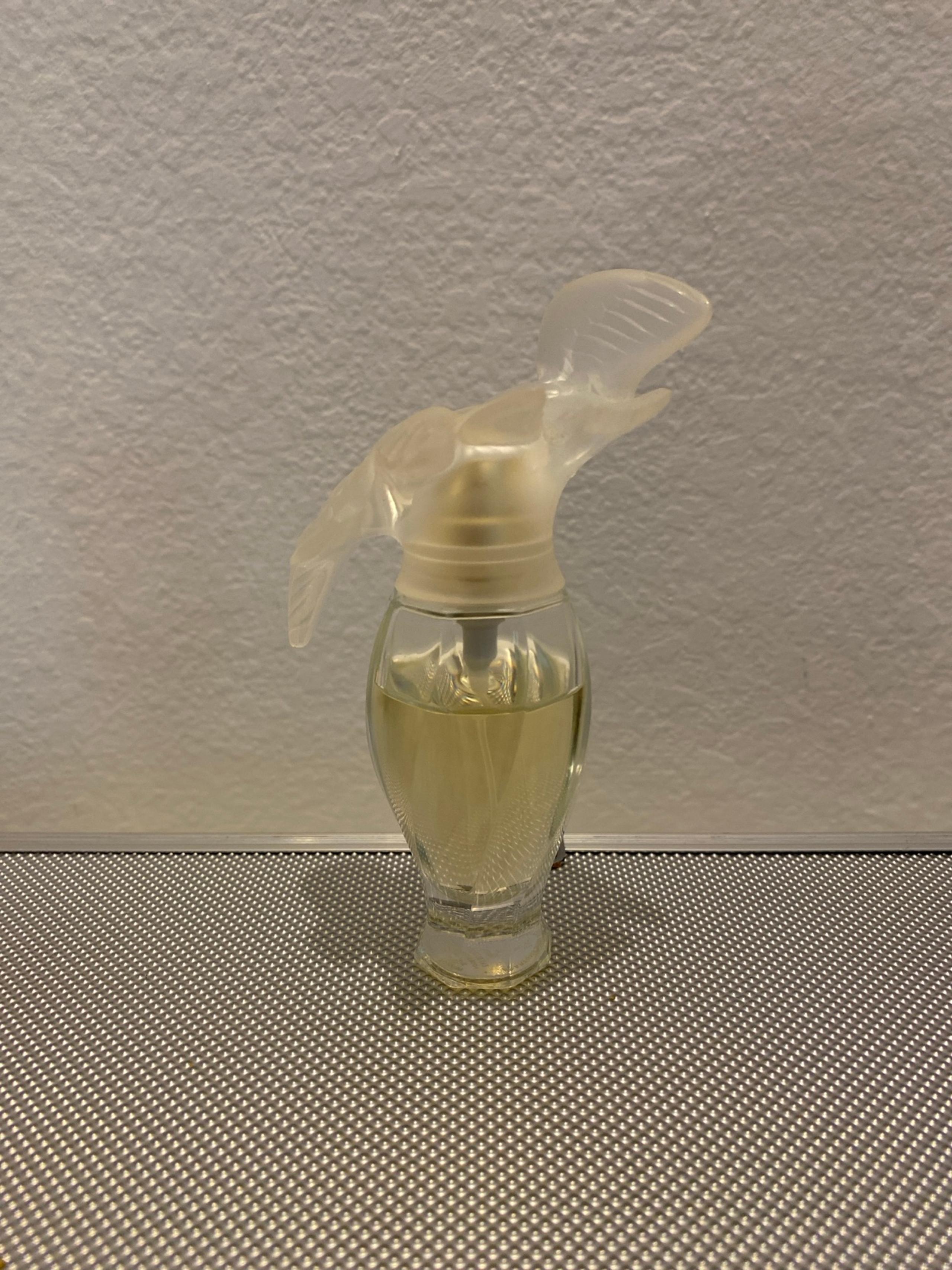 L’Air Du Temps by Nina Ricci Parfums Spray Bottle 30ml Used But Still 80% Full
