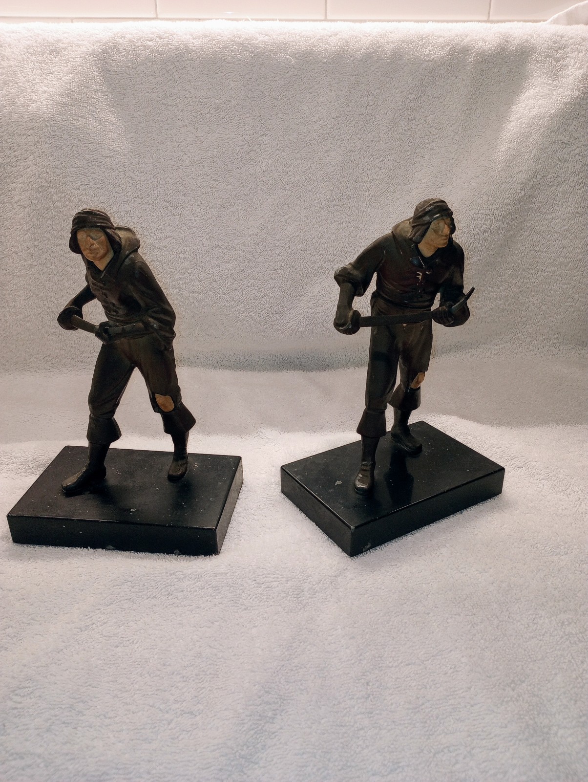 JB Hirsch Saber & Sword Pirate Soldier Cast Metal Stone Base Figurines Bookends
