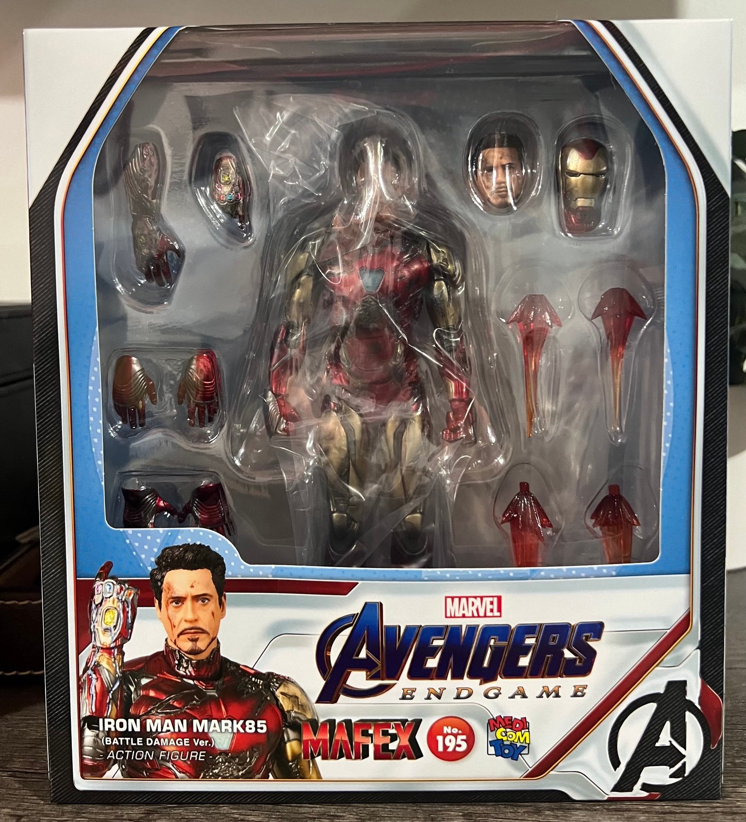 MAFEX No195 IronMan mk 85 ( Battle Damage Ver.) action figure