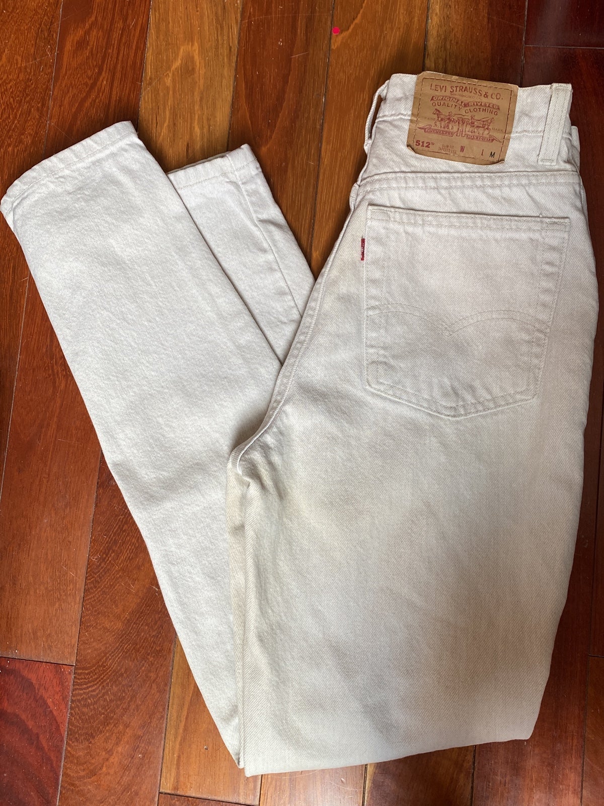 vintage levi’s 512 slim fit tapered leg 11” rise 26” waist size 9
