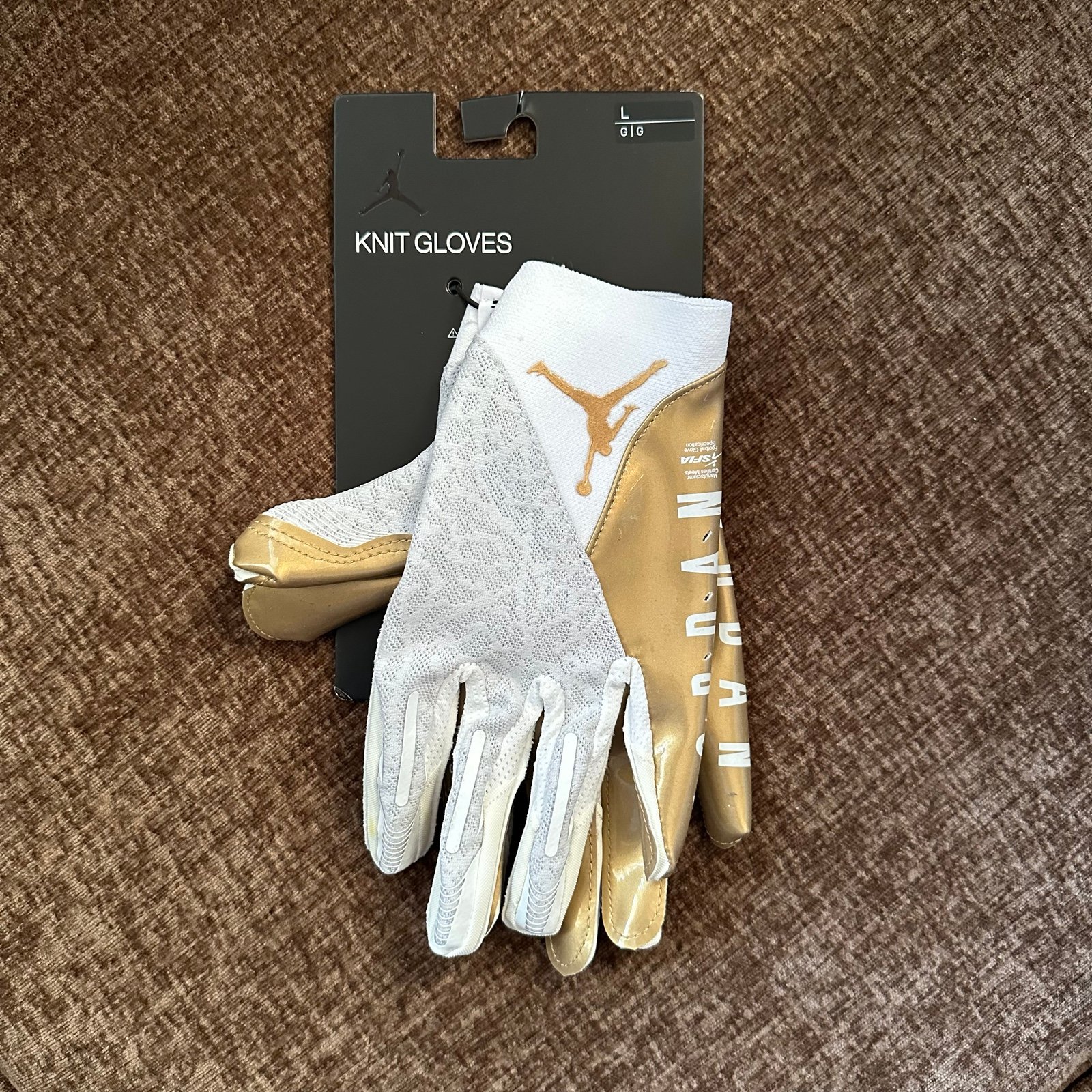JORDAN KNIT METALLIC FOOTBALL GLOVES
