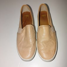 FRYE Woman's 100% Leather Pull-on Loafers Beige Size 7.5M New without tag