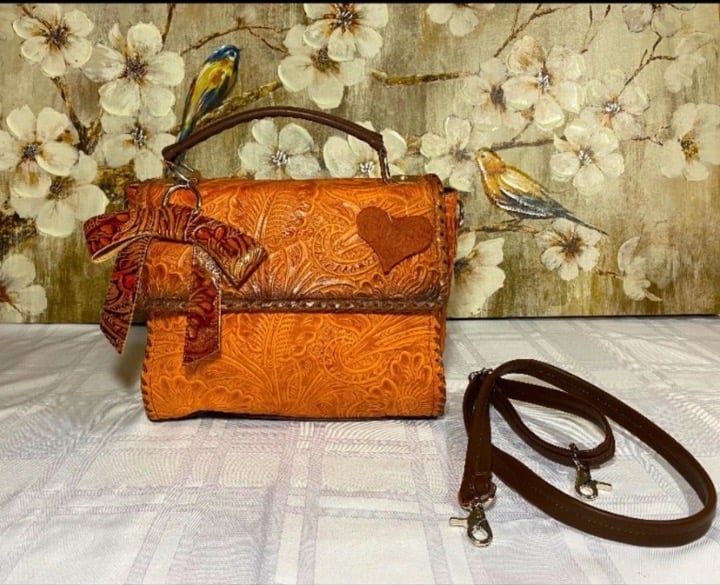 Leather handbag