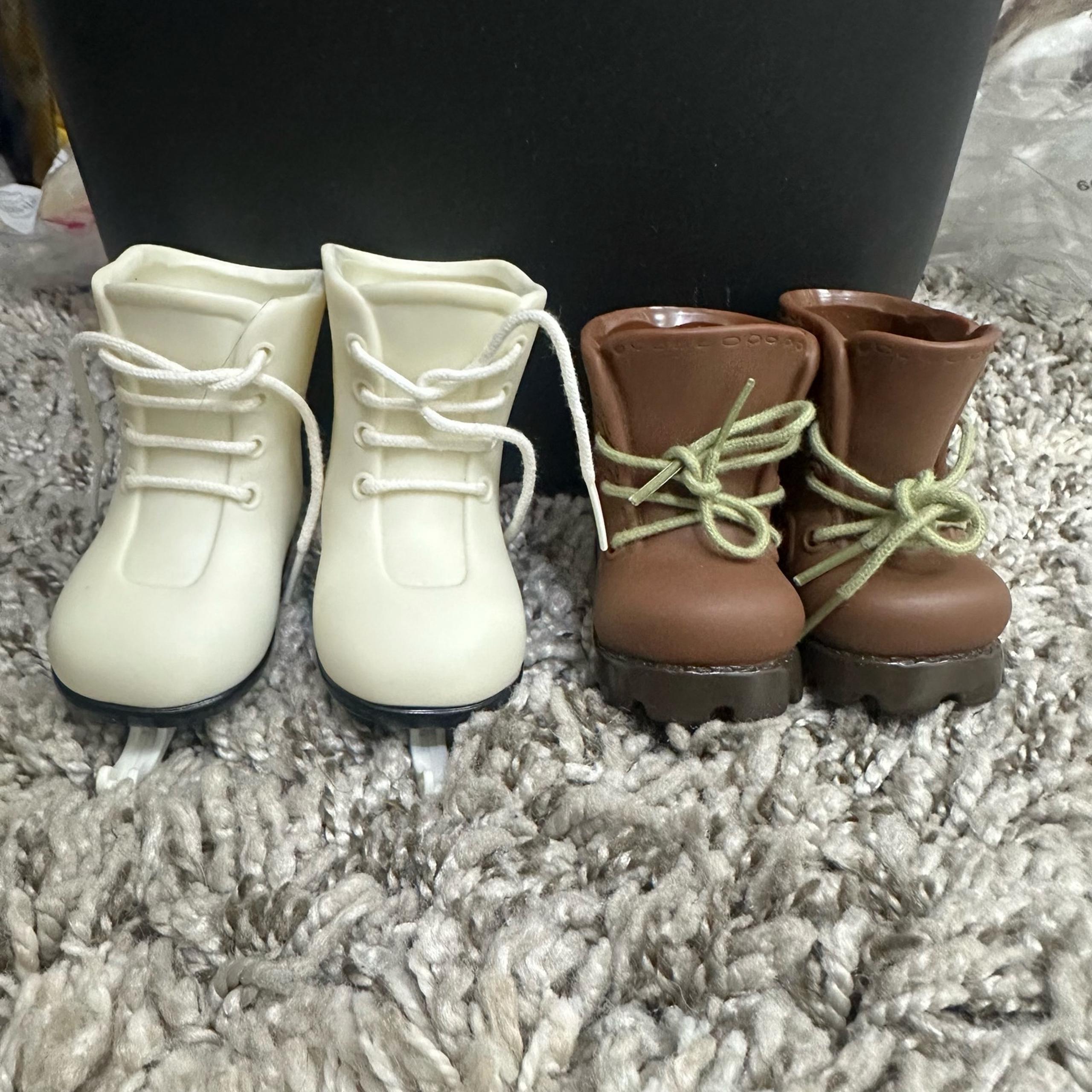 2 Pairs Tolly Tots Tollytots 18" Doll Shoes Ice Skates Brown Winter Boots