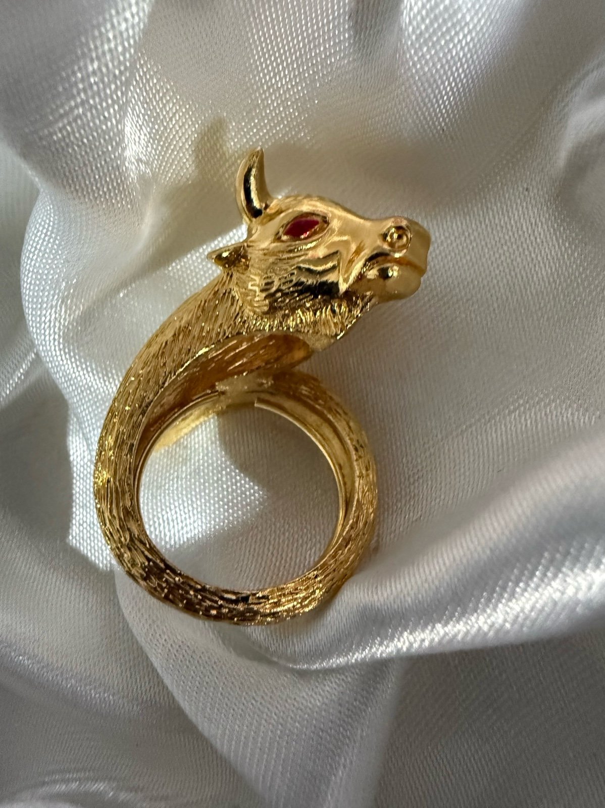 VERY RARE CROWN TRIFARI BULL HEAD RING 1960'S TAURUS TORO RED EYE SZ 6-8
