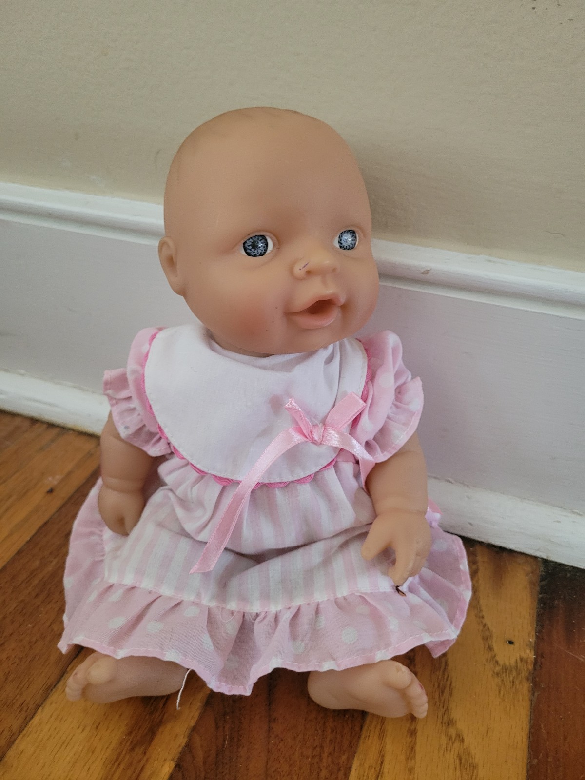 Lot of 6 Baby Dolls