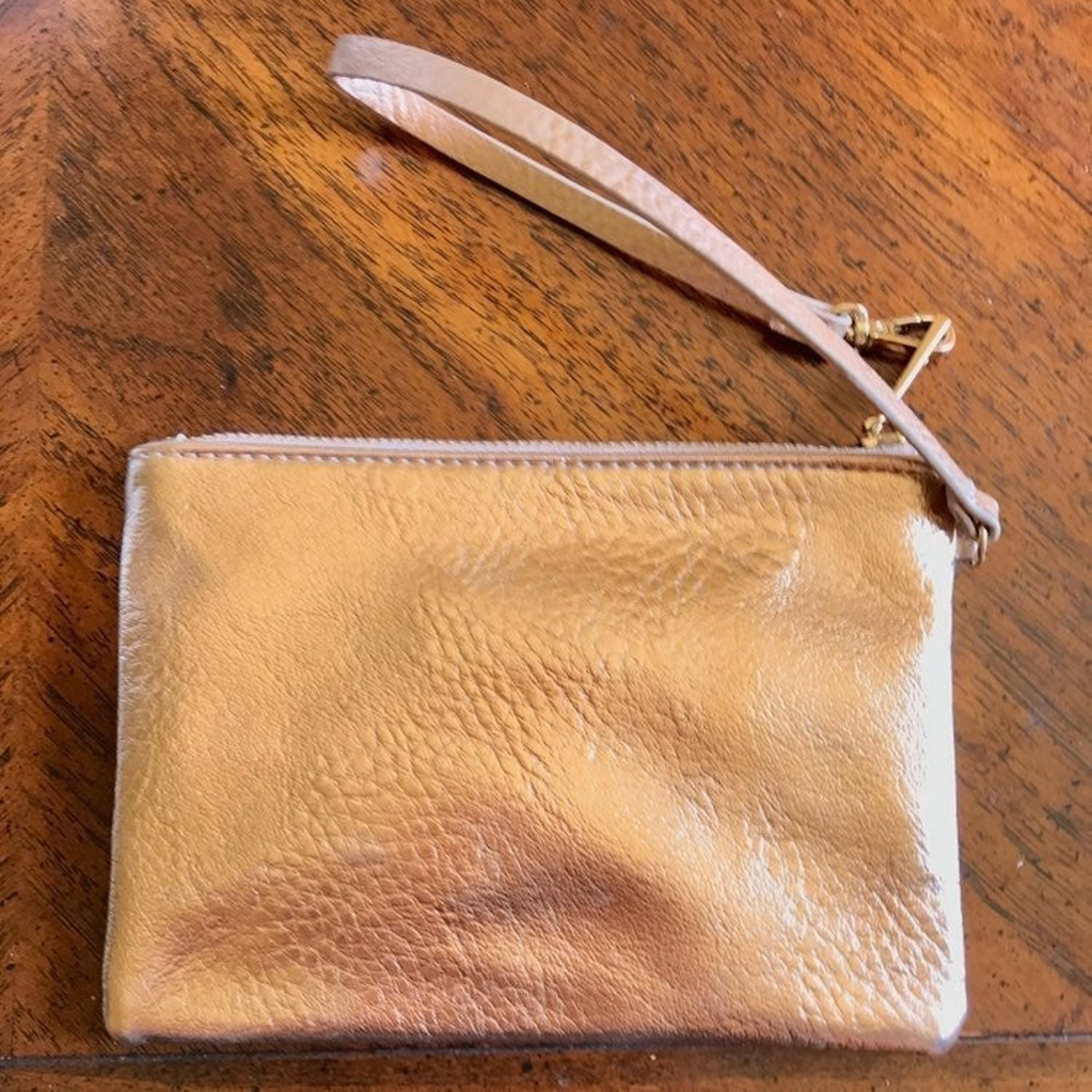 Forever21 Metallic Pink Wristlet Handbag - FOREVER 21