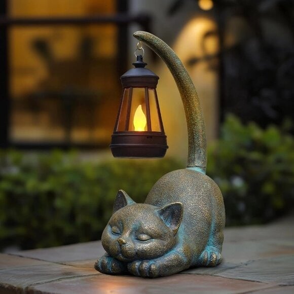 New Solar Garden Cat Statue, Outdoor Figurine with Light for Patio & Yard Decor