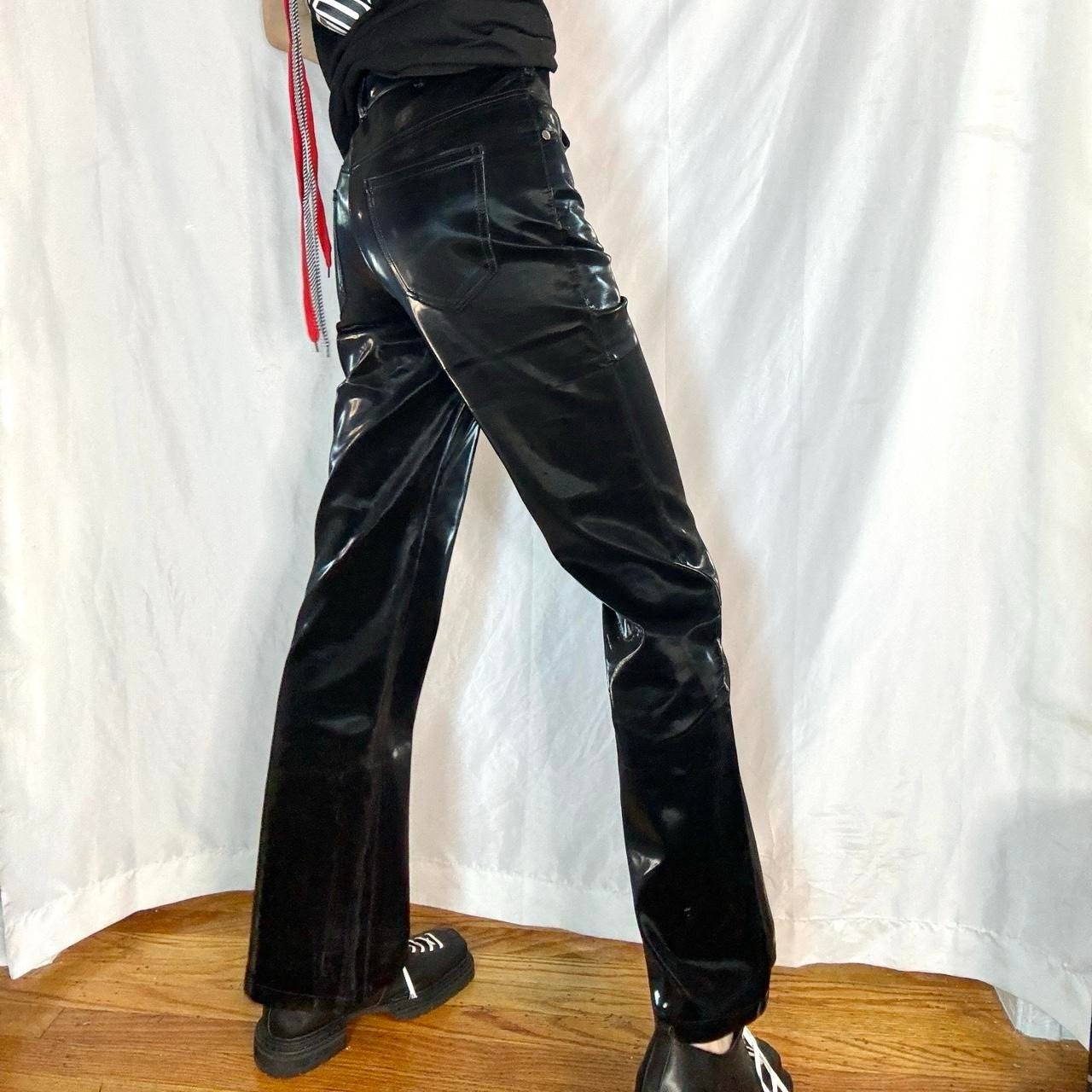 Beyond special! Fluid reflective leather disco pants