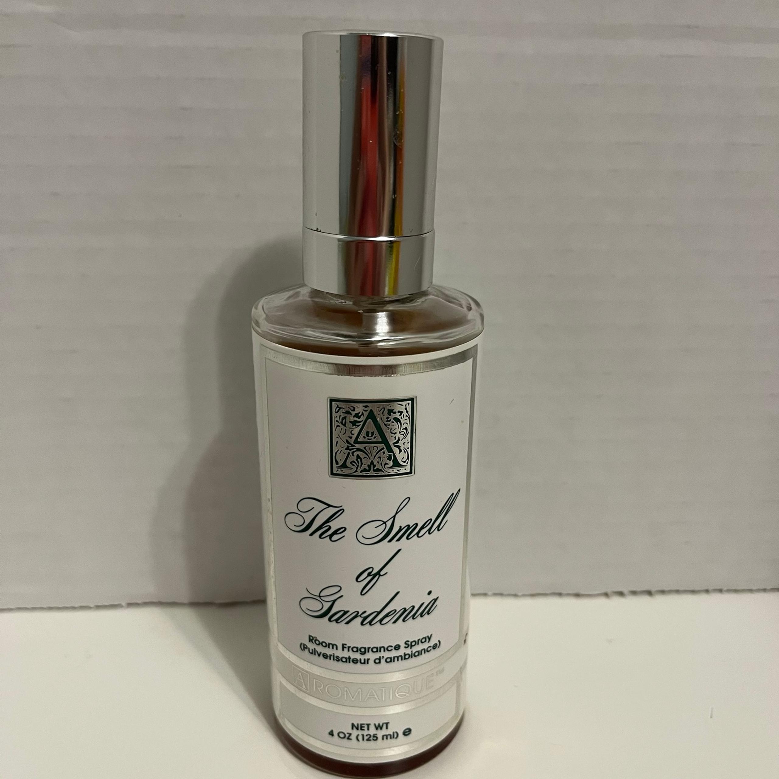 Aromatique ~ The Smell of Gardenia ~ Room Fragrance Spray ~ 4 fl oz ~ 95% Filled