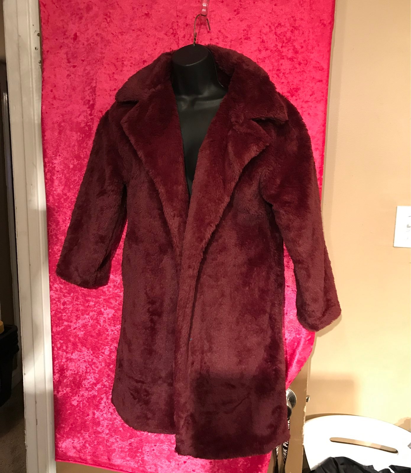 FAUX FUR COAT