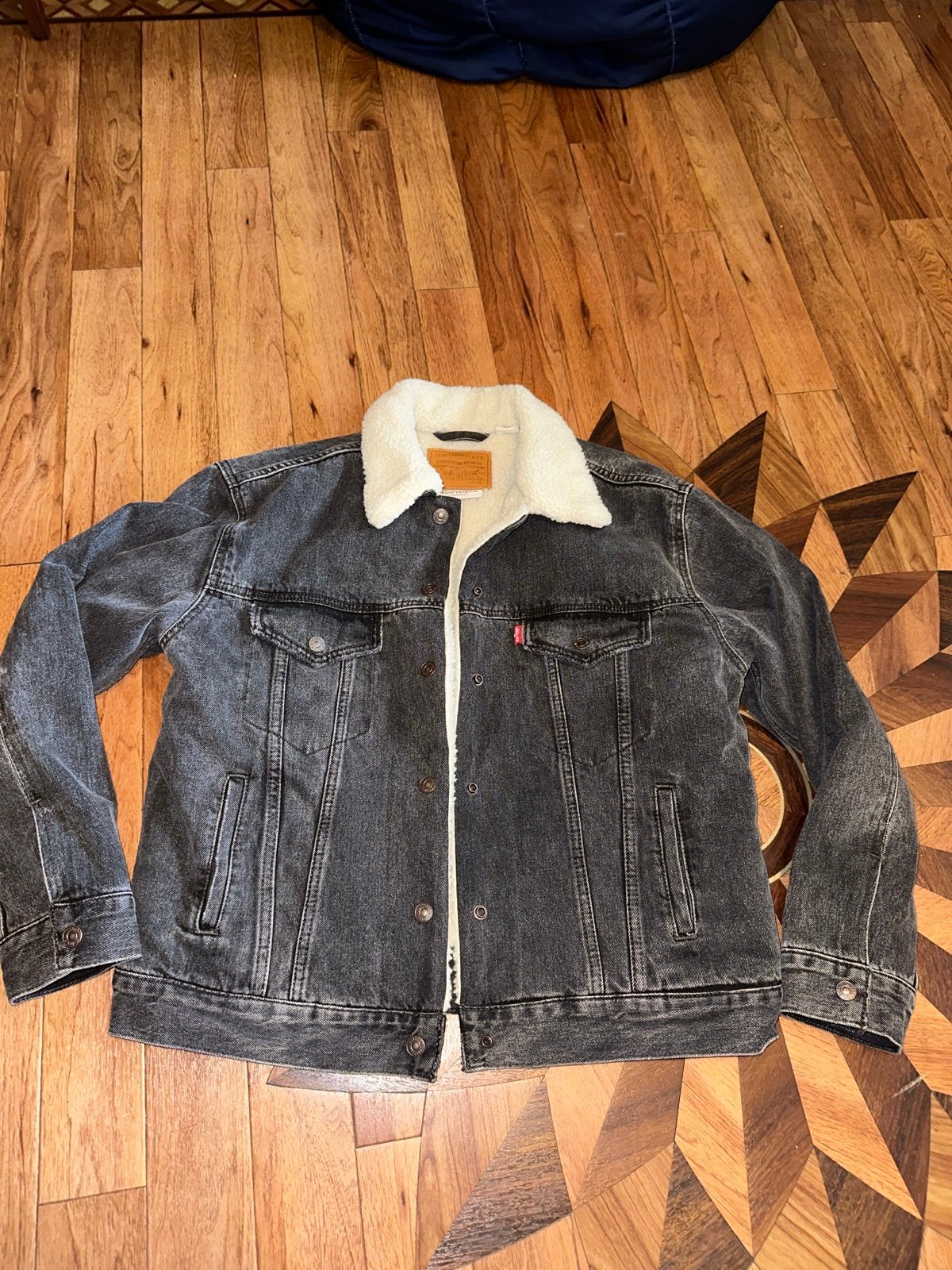 LEVI'S Gray/Black Stonewash SHERPA Denim Jacket Womens Medium