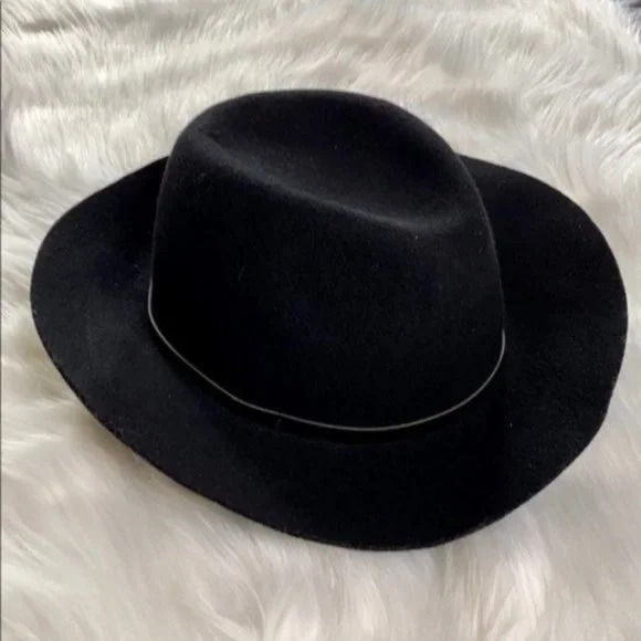 Black Felt Fedora
