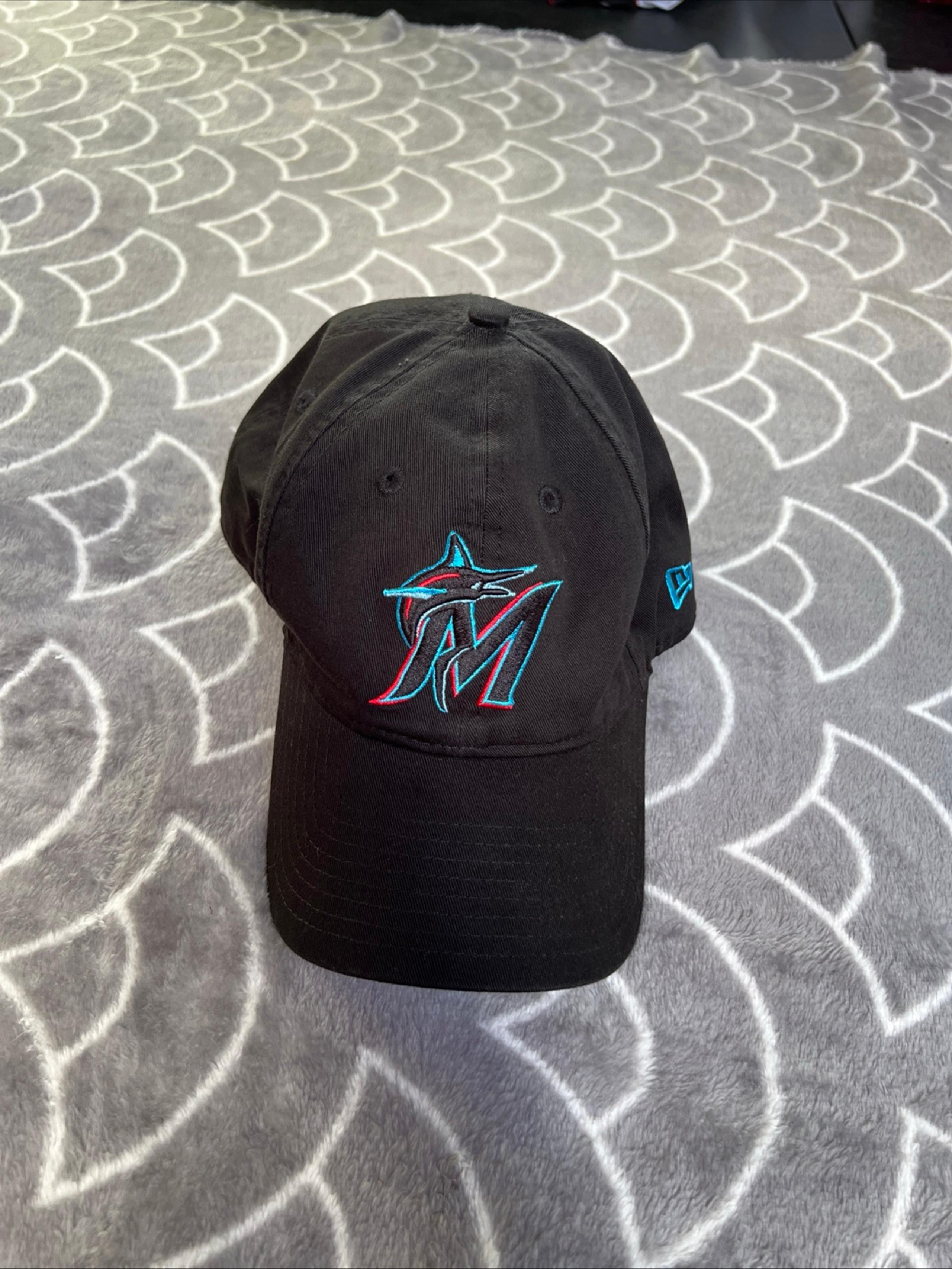 Miami Marlins New Era Team Classic 49 THIRTY Flex Fit Hat LARGE