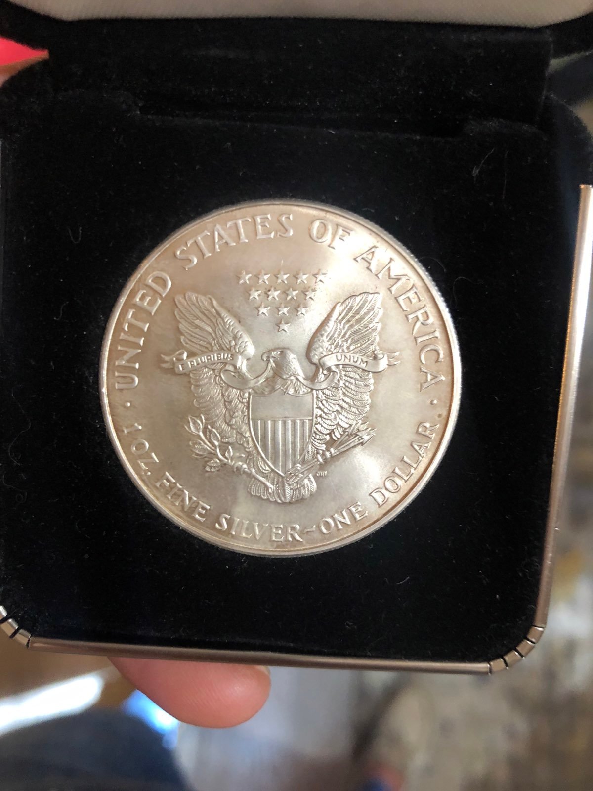 1 ounce silver liberty coin