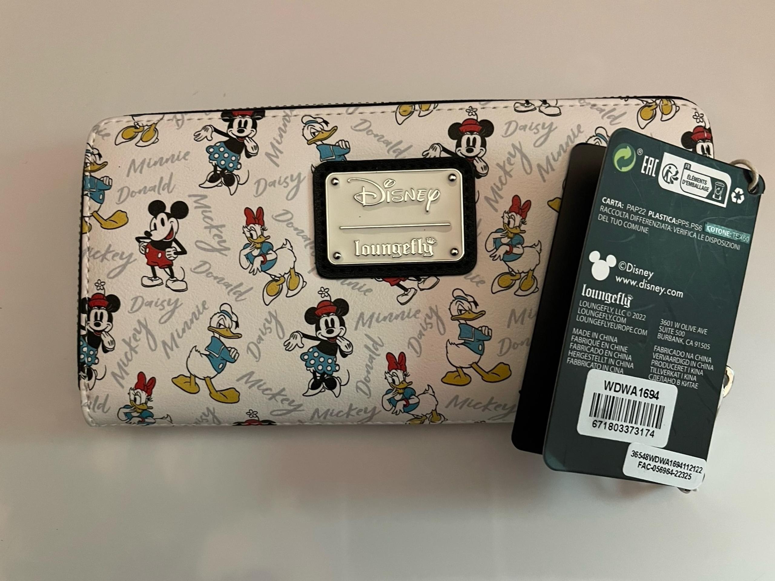 Loungefly Disney Women's Mickey Minnie Donald Daisy Zip Around Clutch Wallet NWT