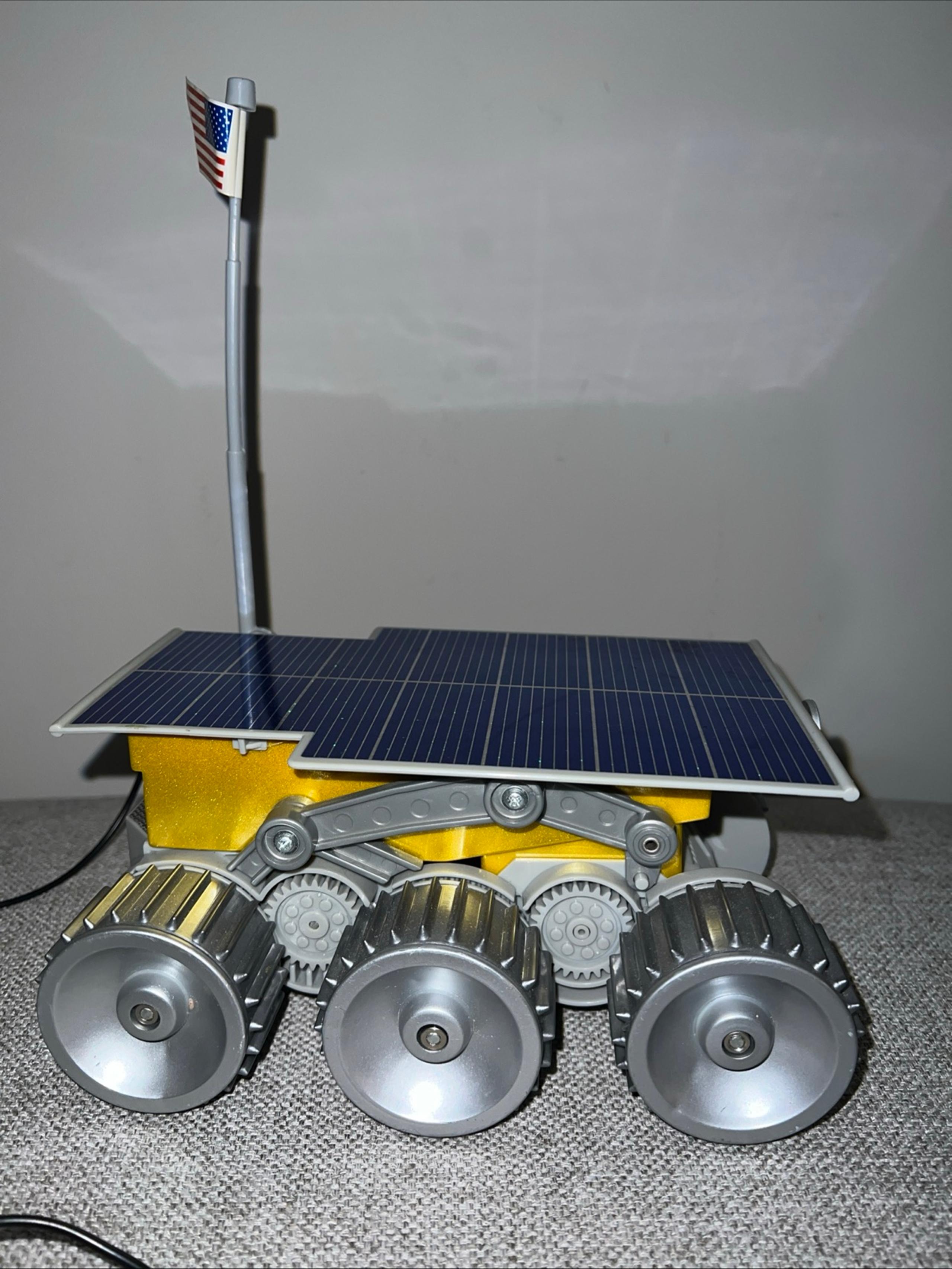 Vintage 1997 Control Space Rover 6 Wheels Mars Explorer Children Scientific Toys