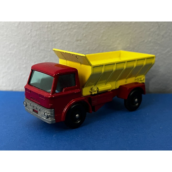 Vintage Matchbox No. 70. Grit Spreading Truck Made in England w org box
