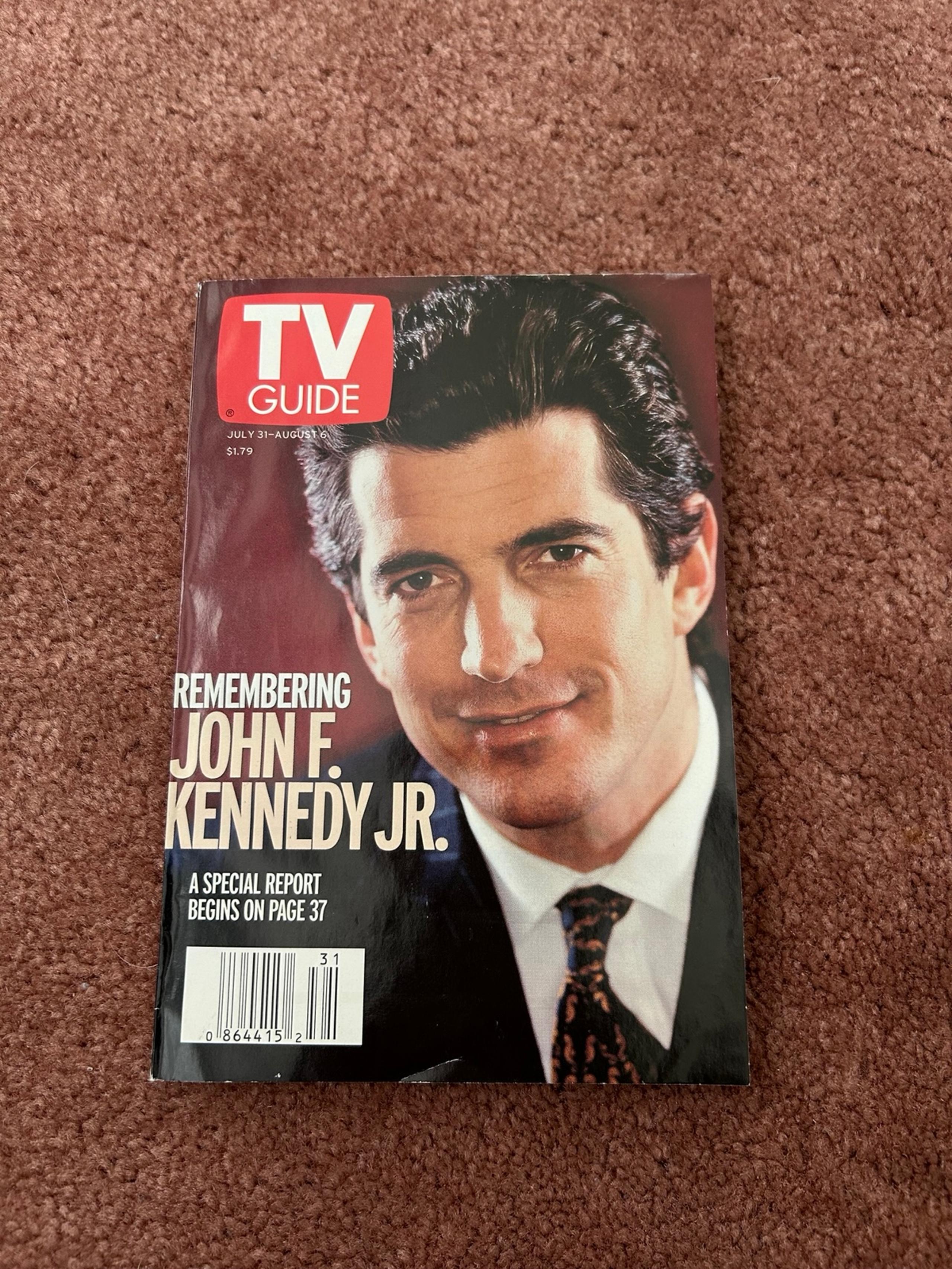 TV Guide John F. Kennedy Jr. July 31, 1999 Issue #2418