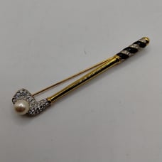 Vintage Signed Swarovski Gold Tone Enamel Crystal Golf Club Bar Brooch Pin