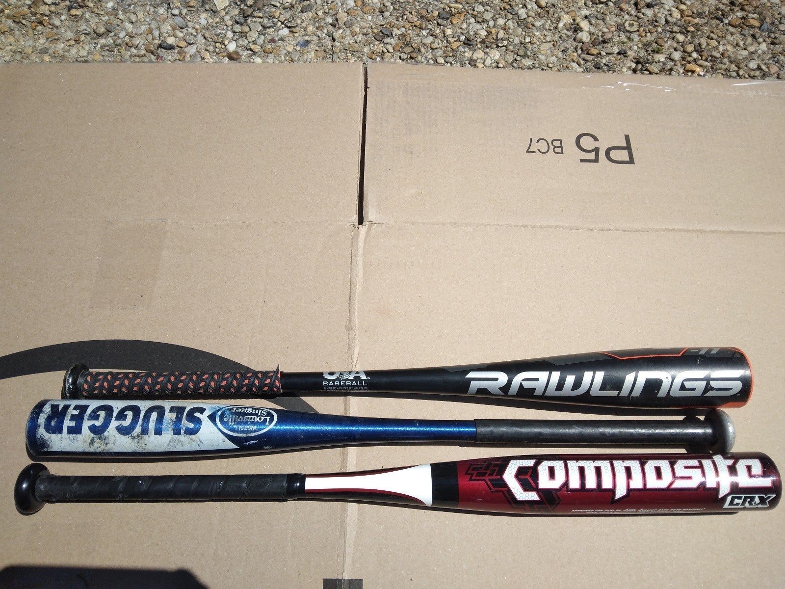 Lot of 3 baseball bats.