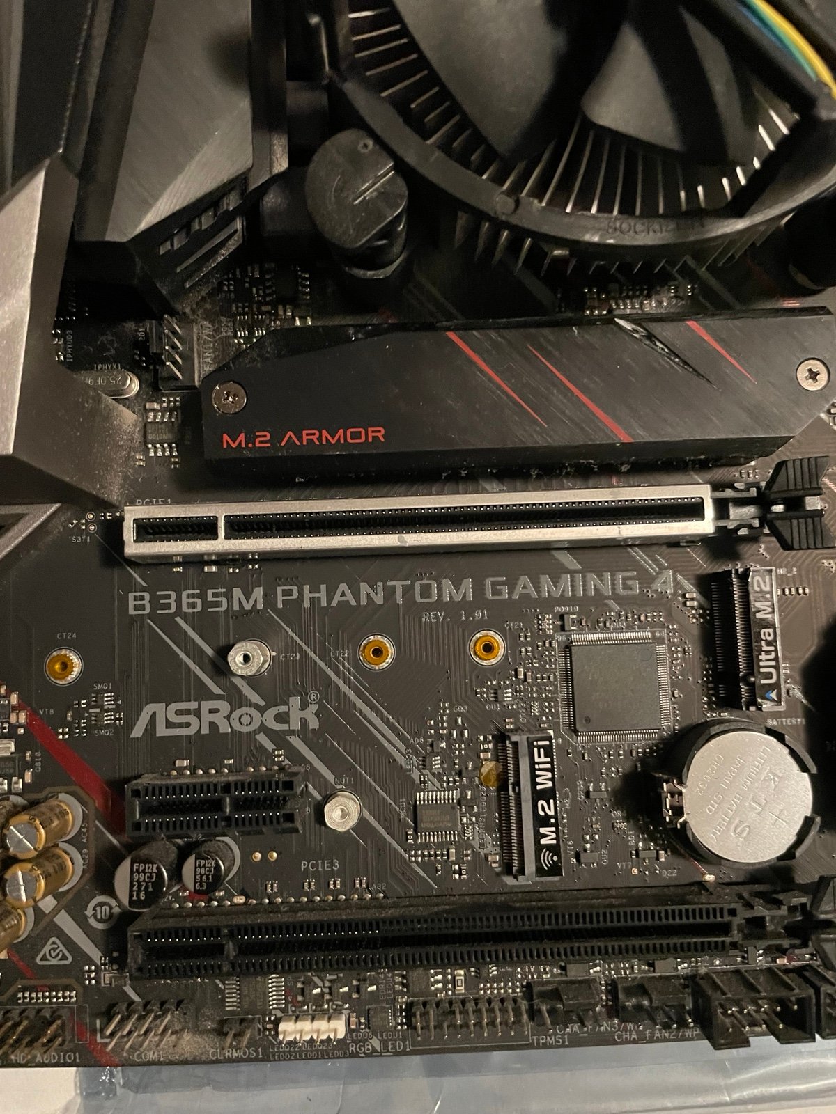 B365M Phantom gaming 4 motherboard with intel core i5 cpu