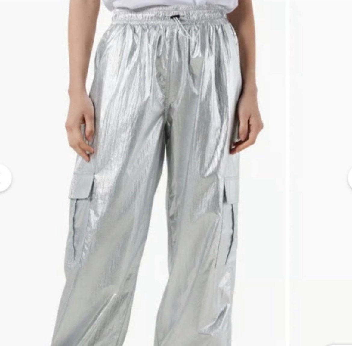 Sincerely Jules Women’s Large Silver Nylon Cargo Wide Leg Drawstring Pants
